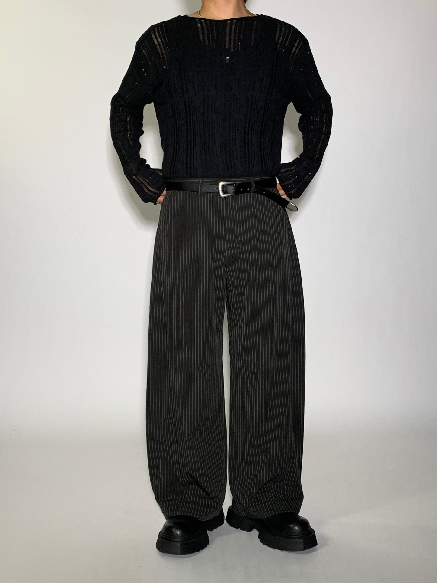 SIDE PLEATED SLACKS