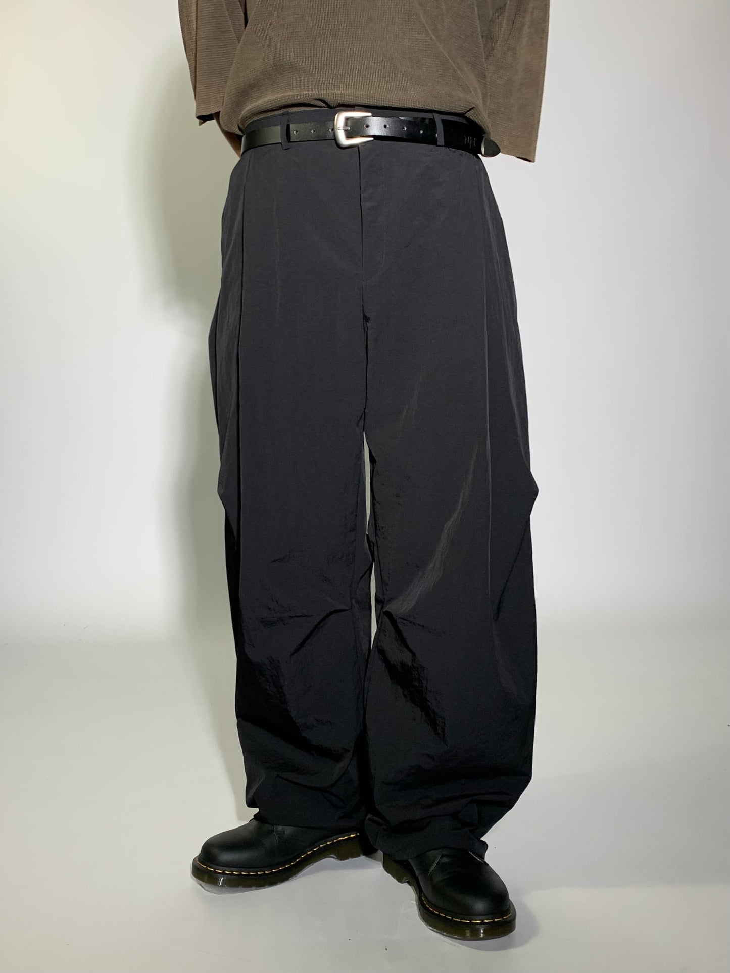NYLON CURVE PANTS