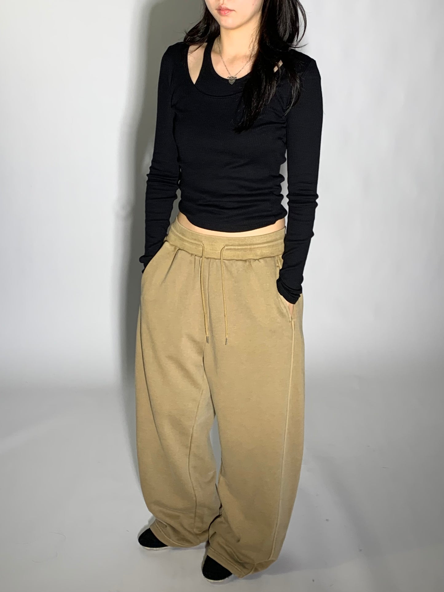 PIGMENT SIDE PANEL SWEATPANTS