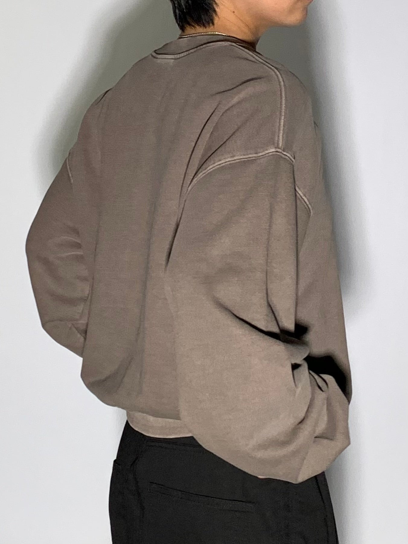 WASHED CROP SWEATSHIRT