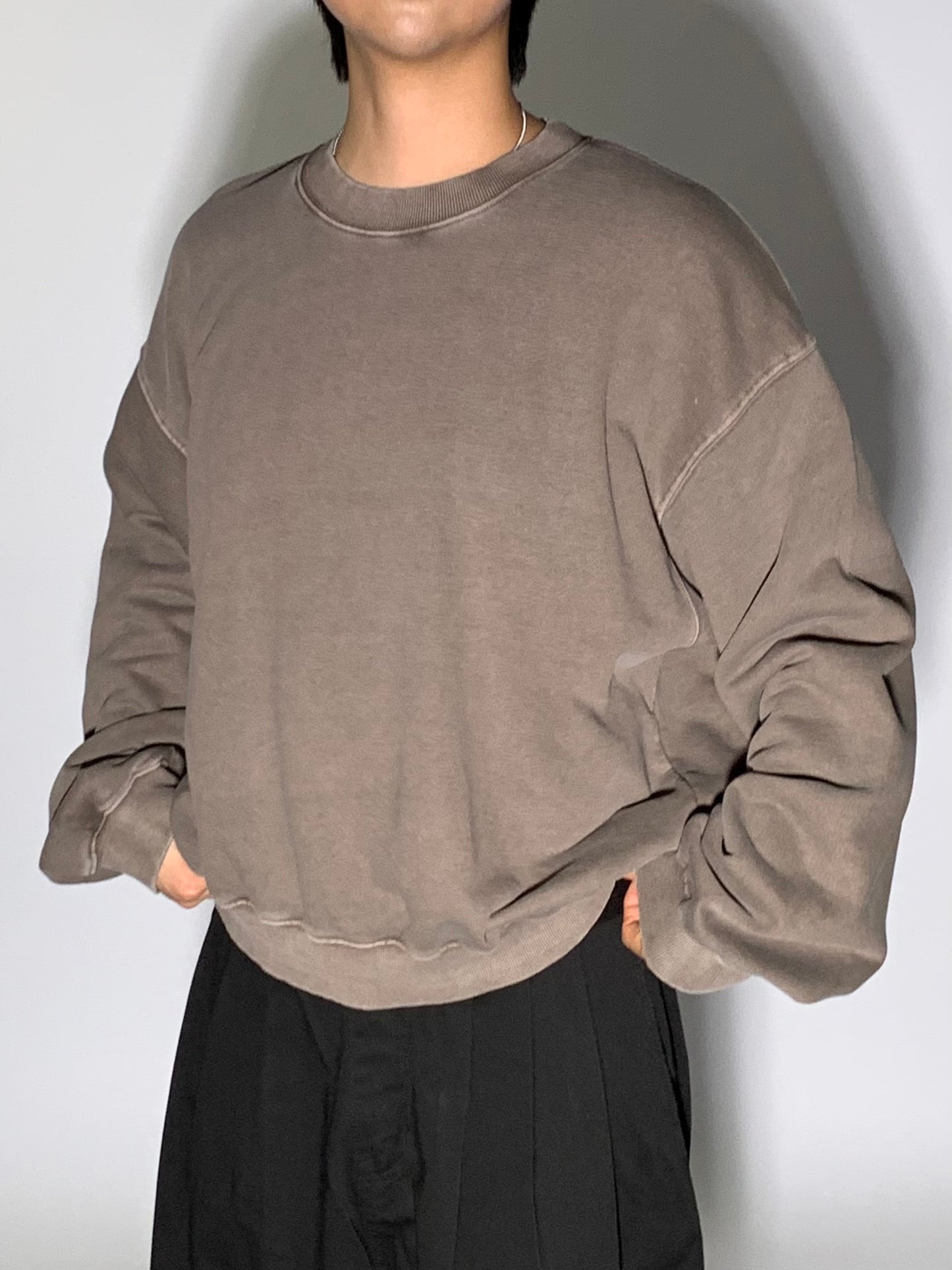 WASHED CROP SWEATSHIRT