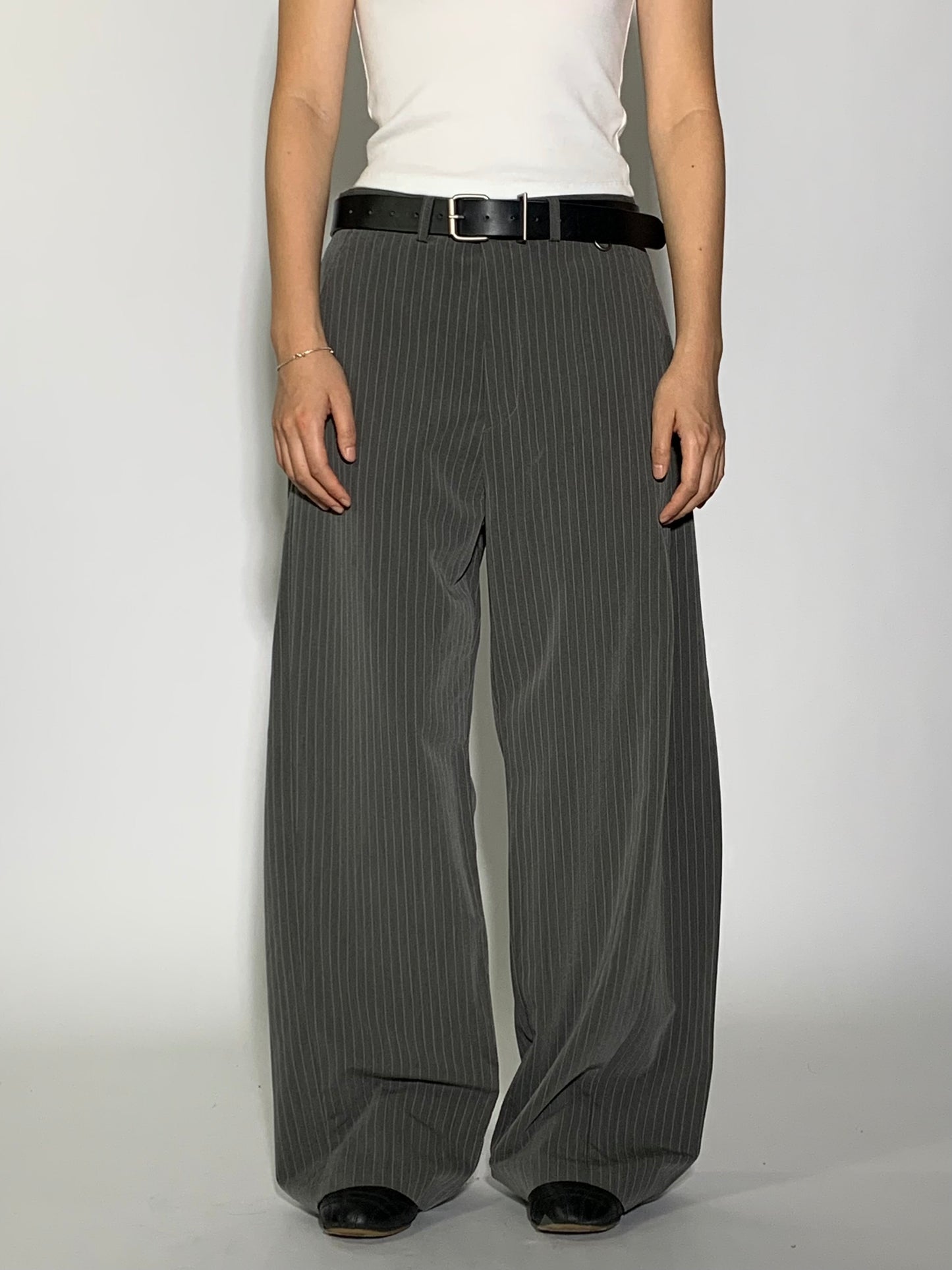 SIDE PLEATED SLACKS