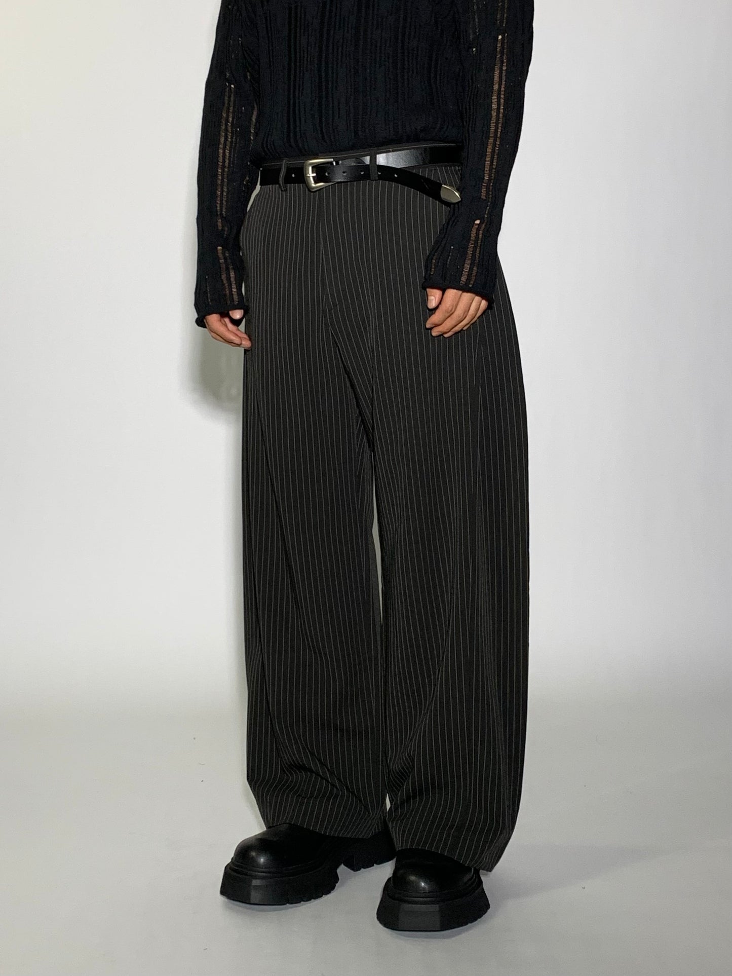 SIDE PLEATED SLACKS