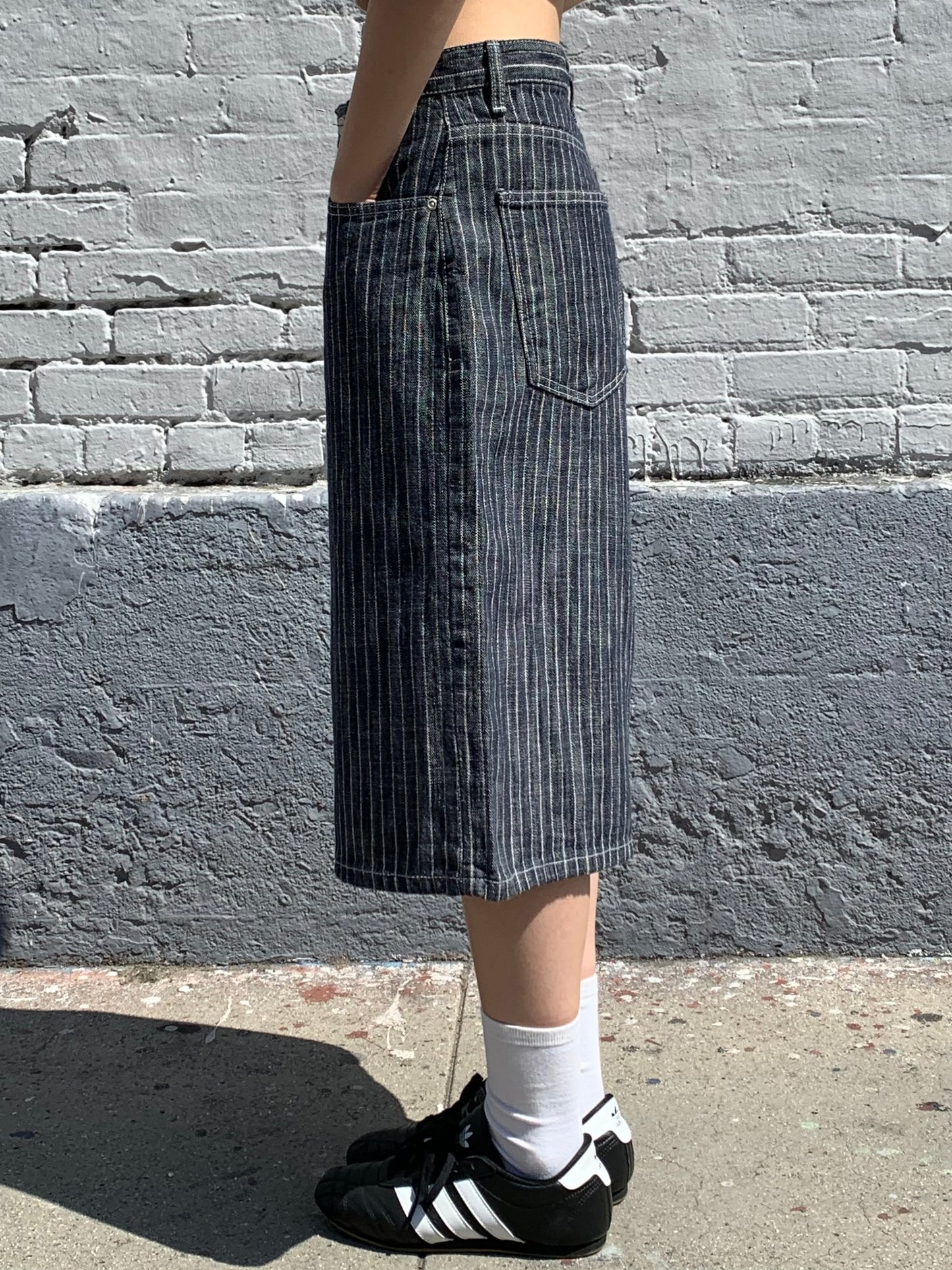 NON FADE STRIPE HALF DENIM