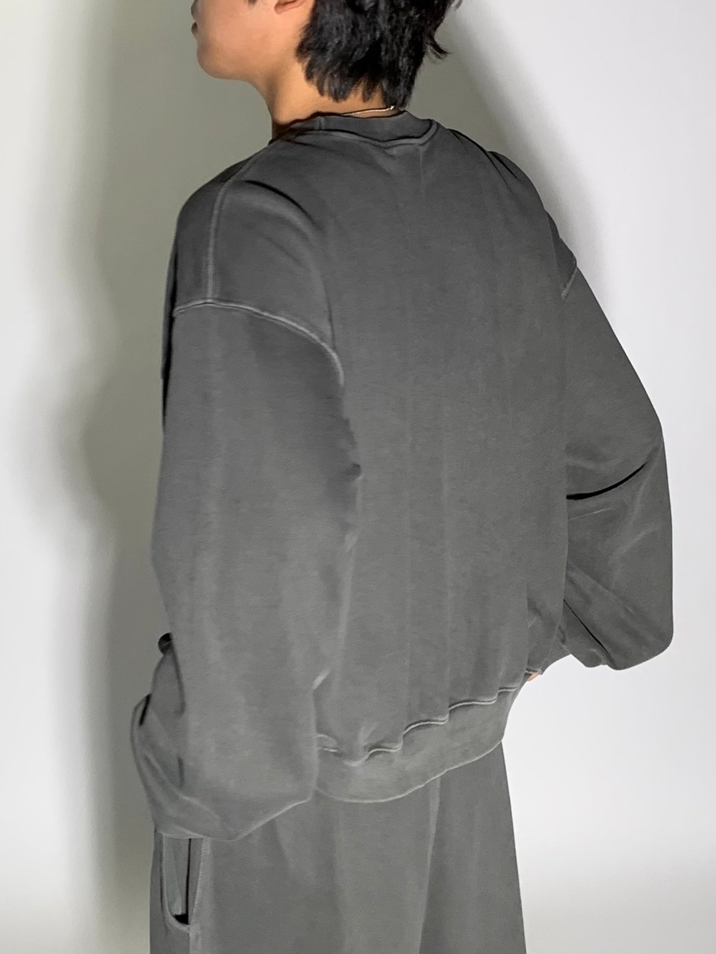 WASHED CROP SWEATSHIRT