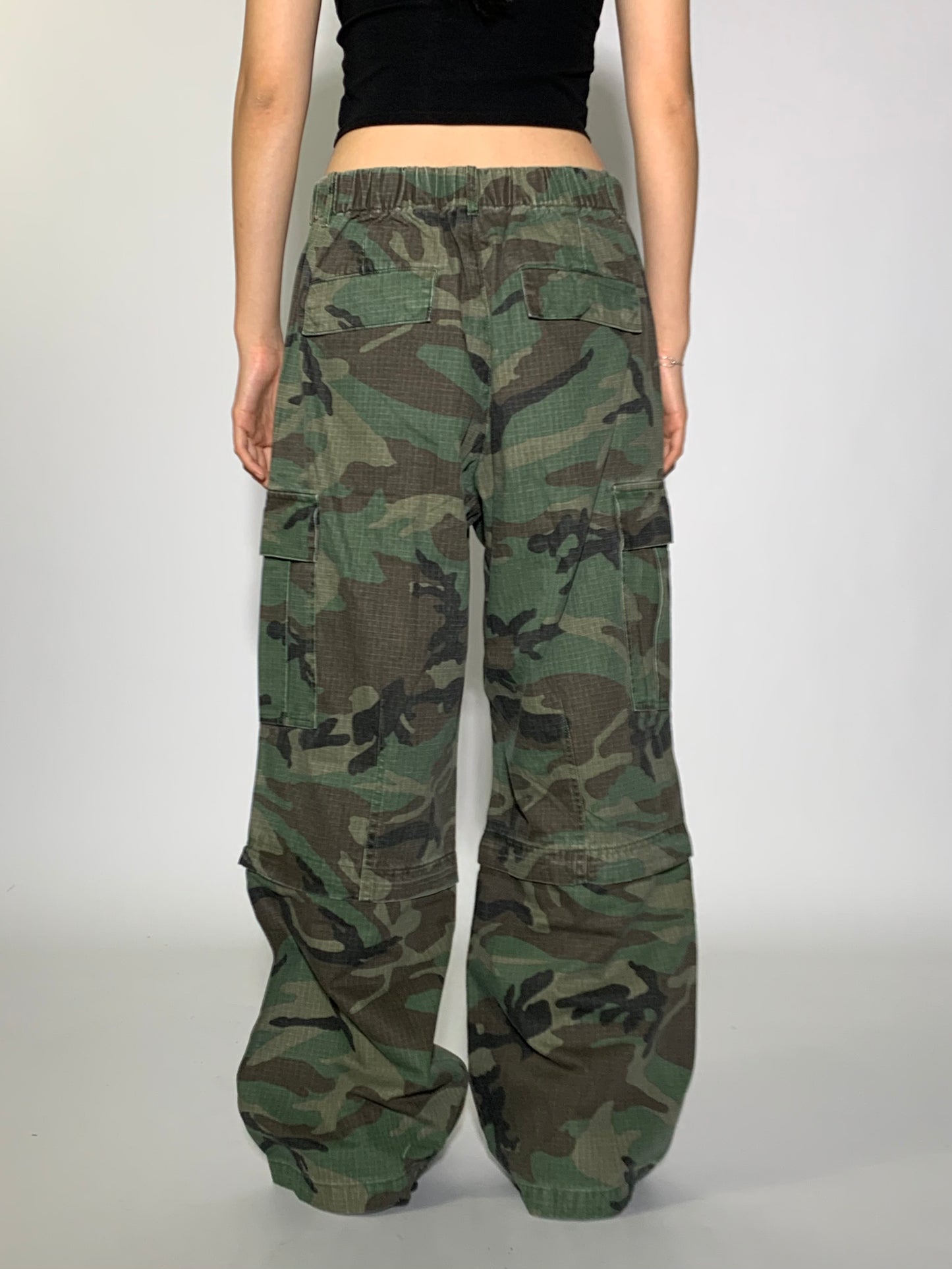 OPEN KNEE CAMO PANTS