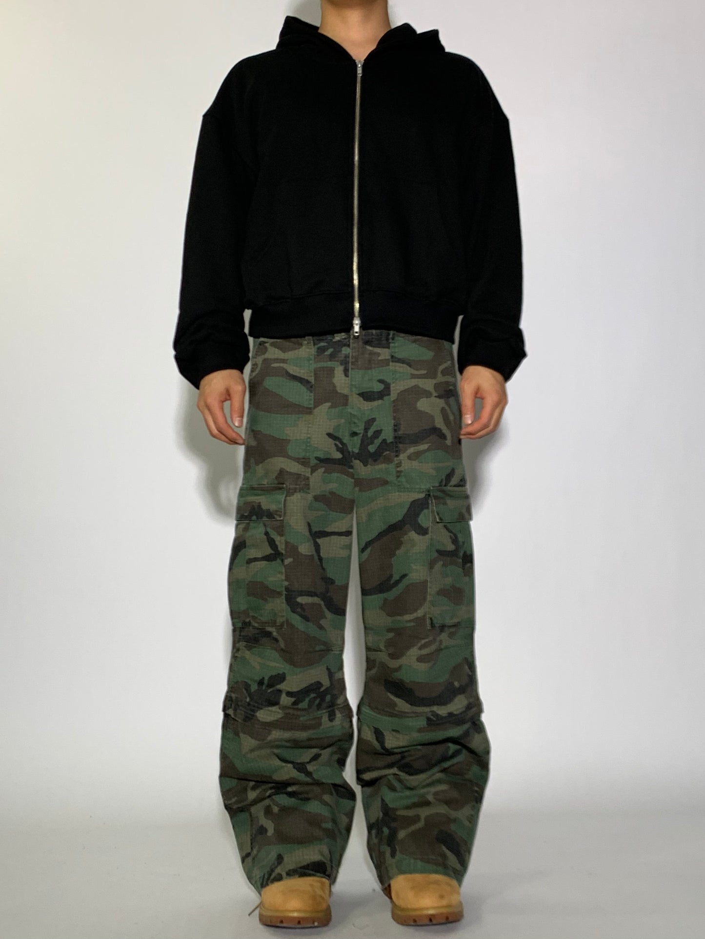 OPEN KNEE CAMO PANTS