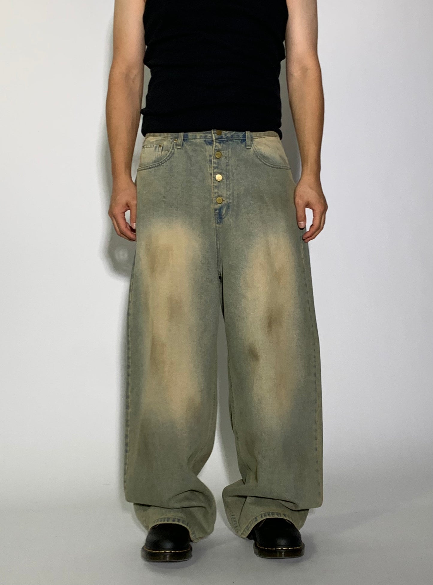 DIRT WASHED DENIM