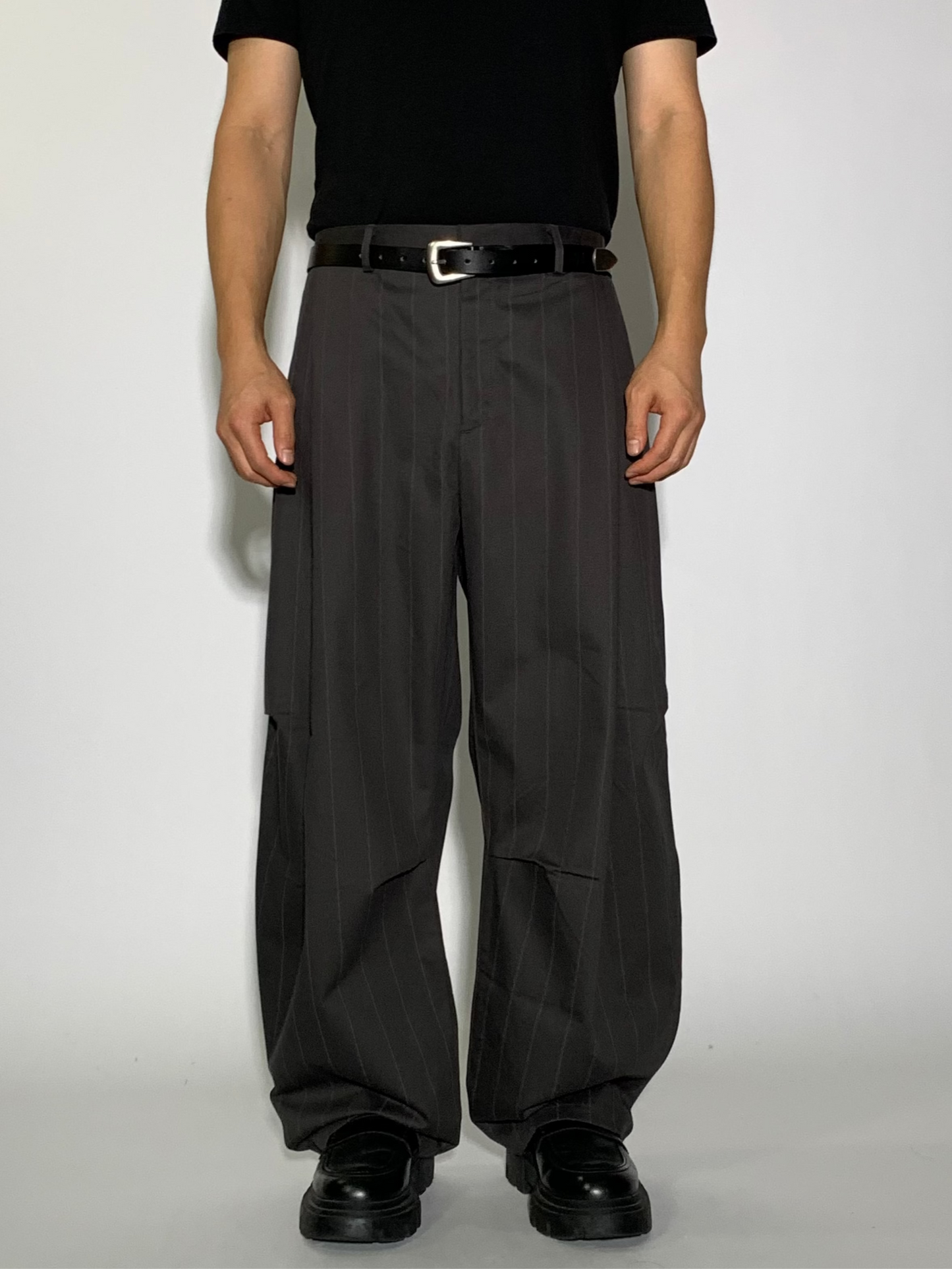 LIAN STRIPE CURVE PANTS