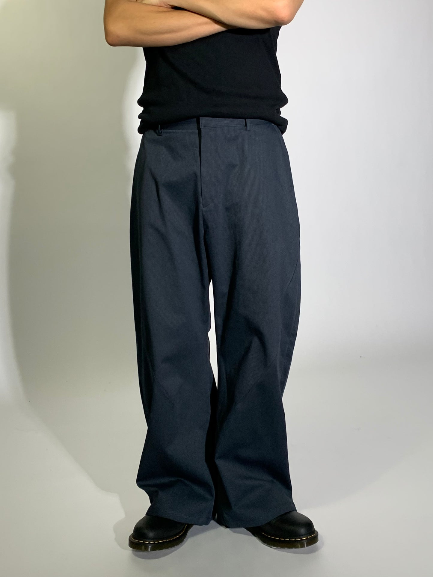 ART CURVE PANTS