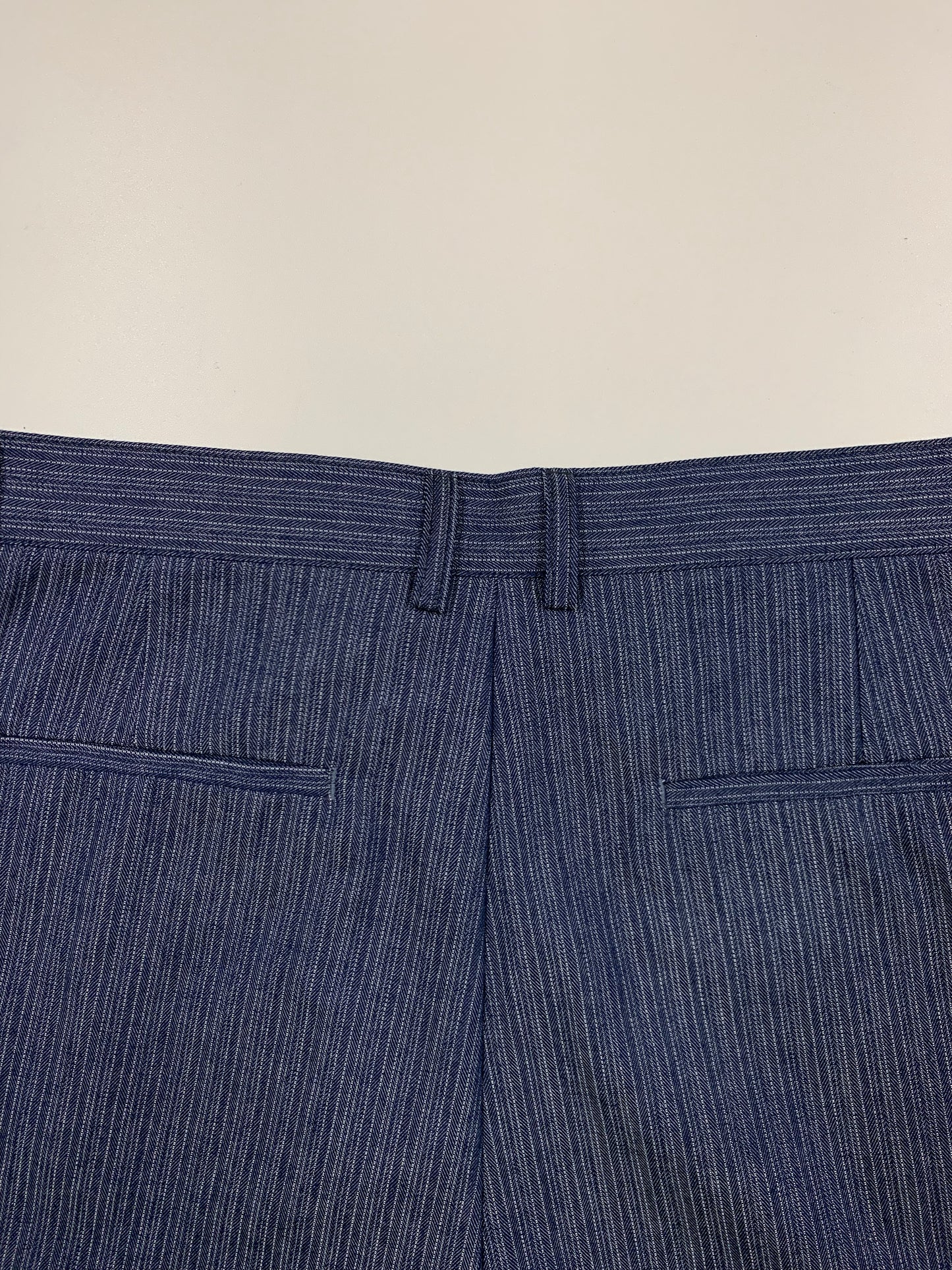 SIDE PLEATED DENIM SLACKS