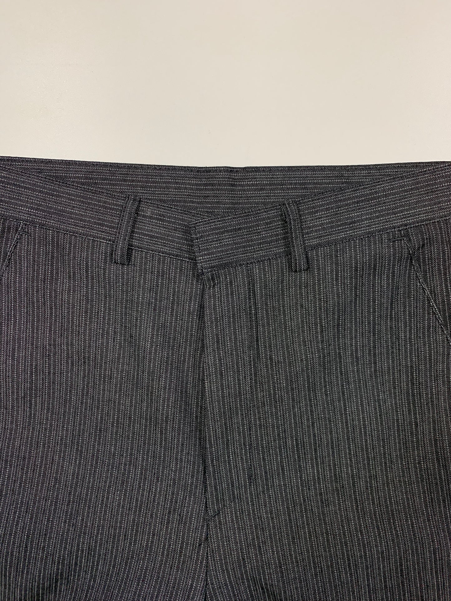 SIDE PLEATED DENIM SLACKS