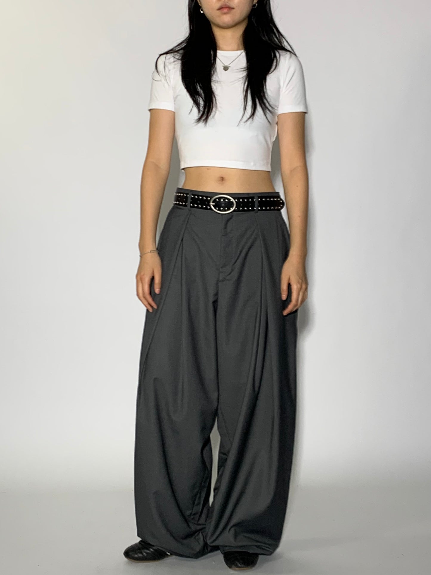 FRONT TUCK SLACKS