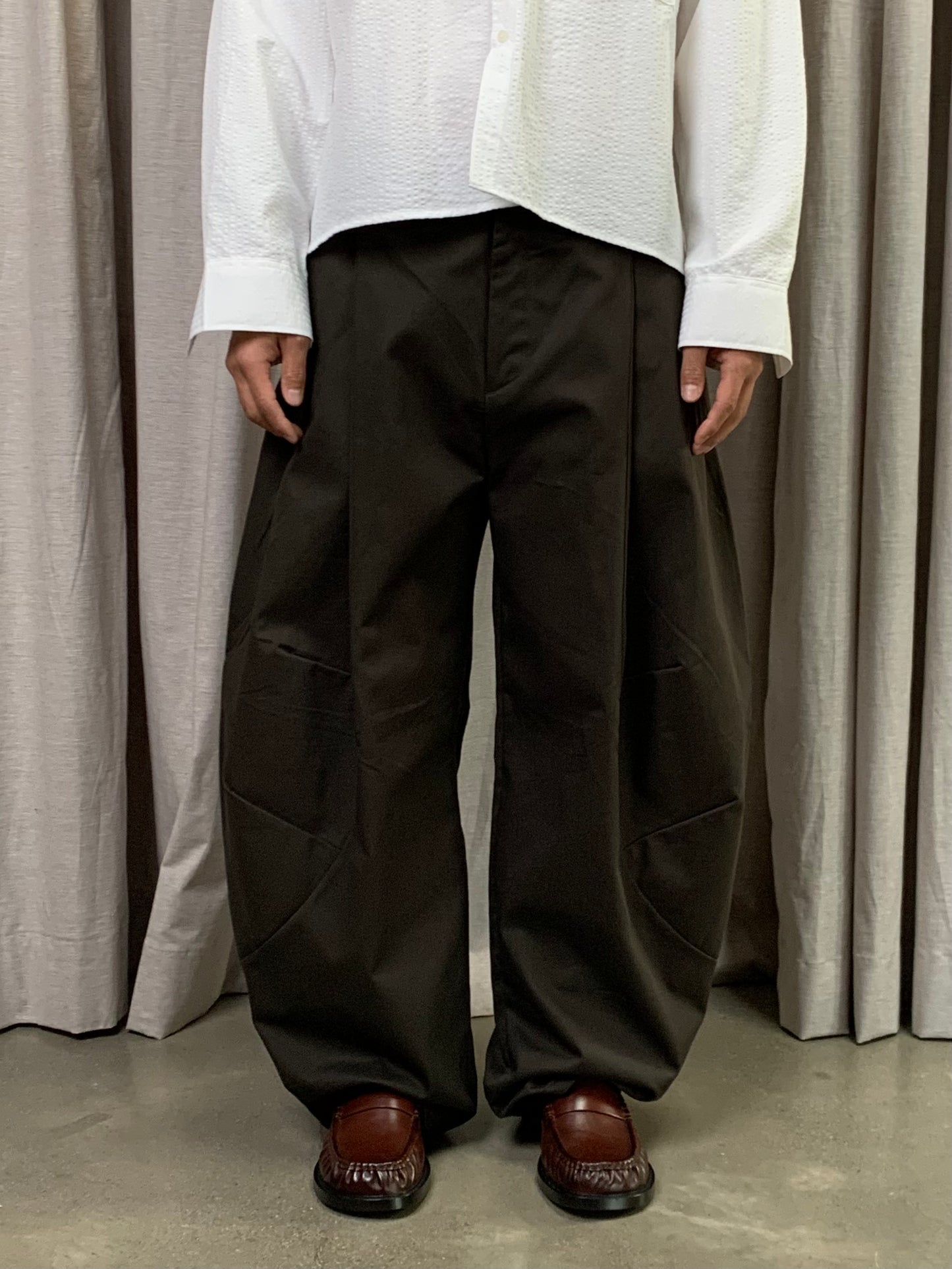 WOOD CURVE PANTS