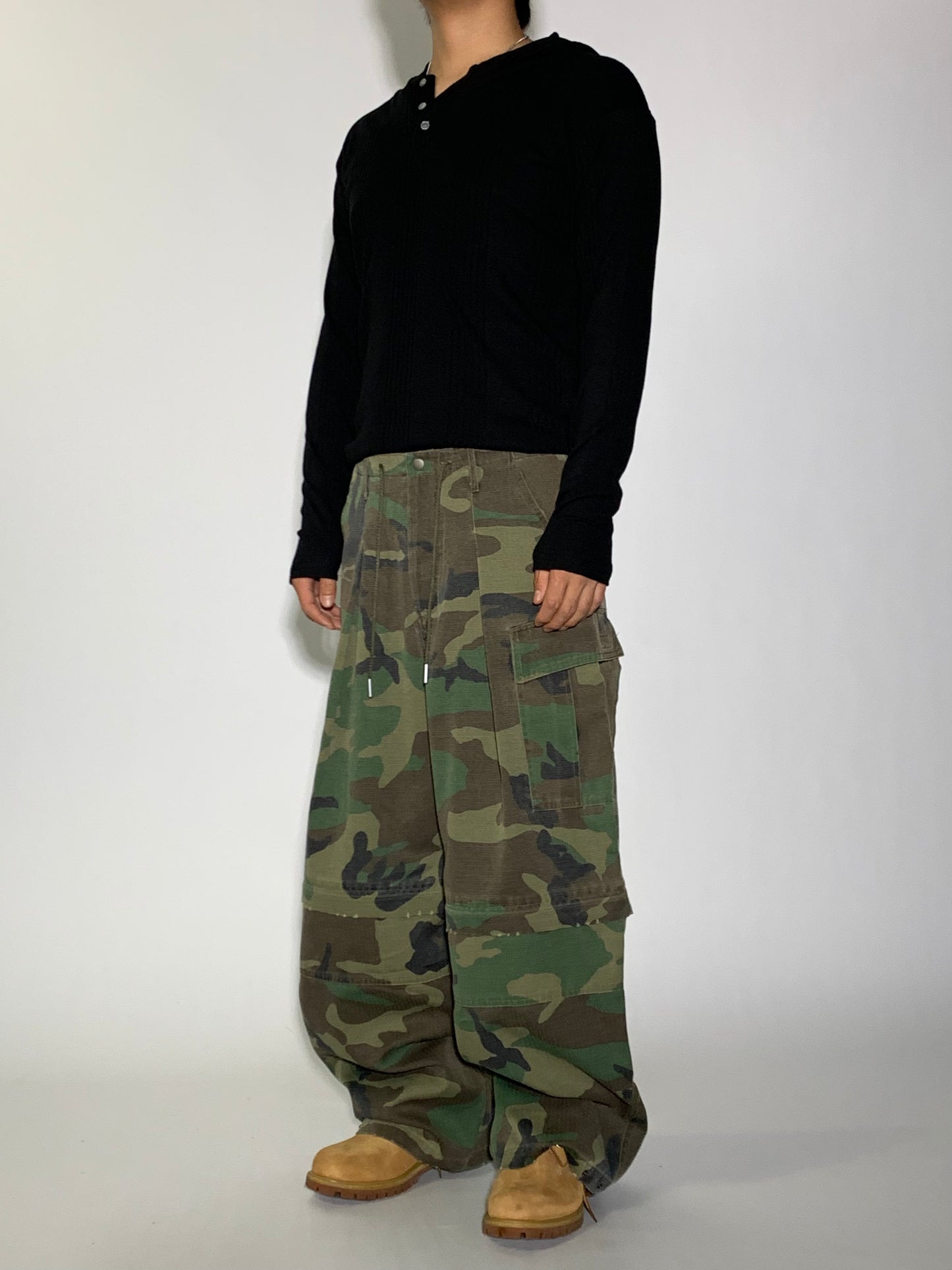 CAMO HYBRID PANTS