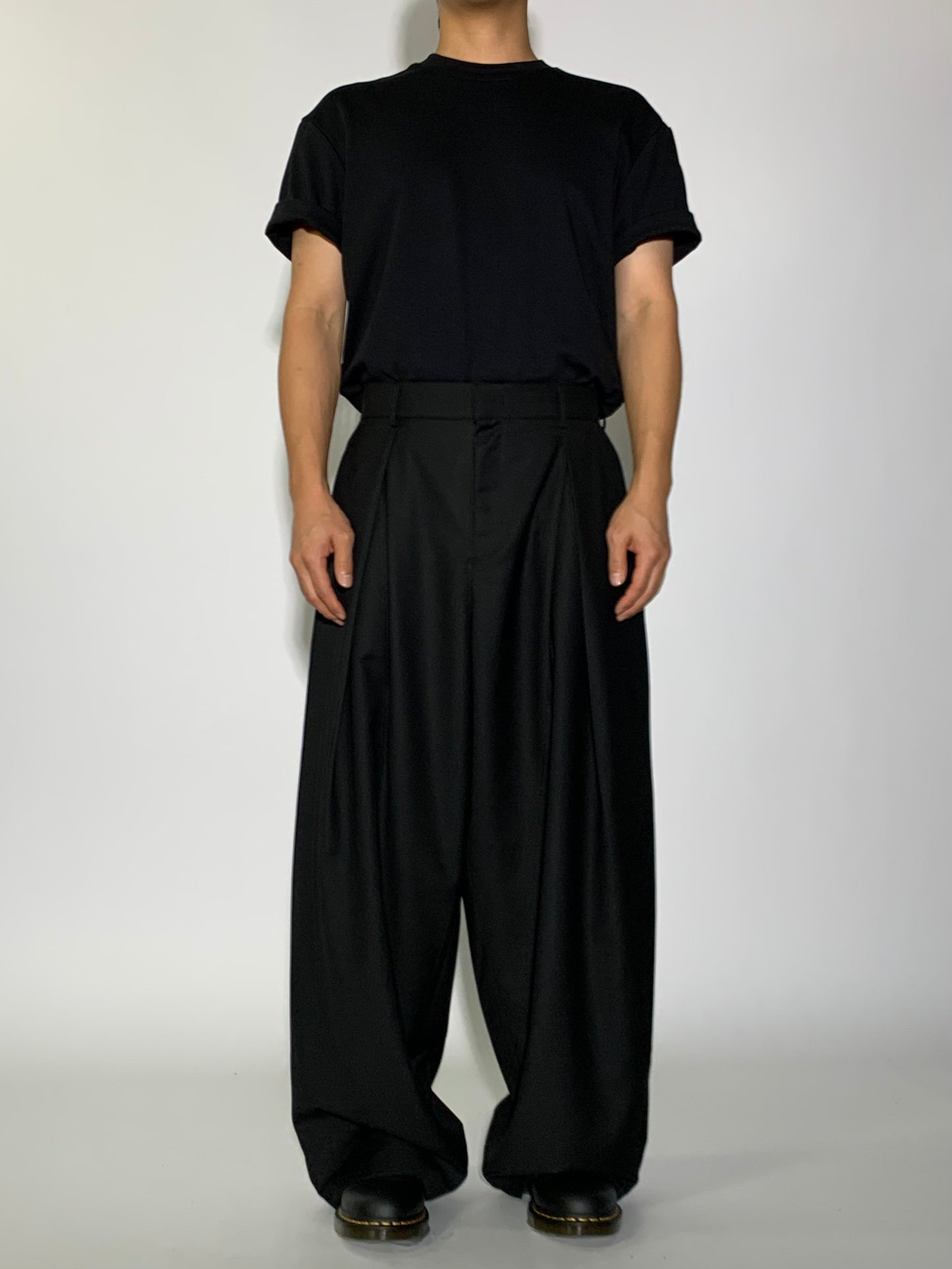 FRONT TUCK SLACKS