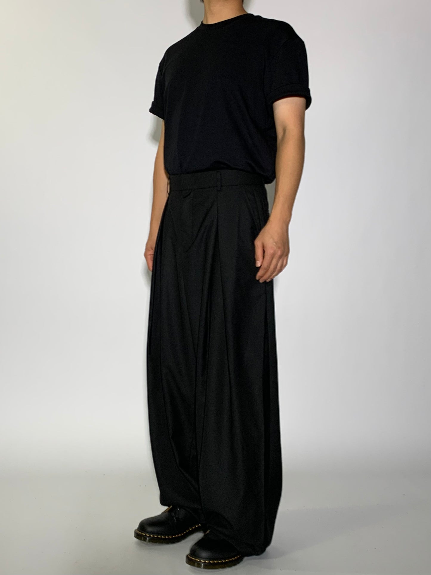 FRONT TUCK SLACKS