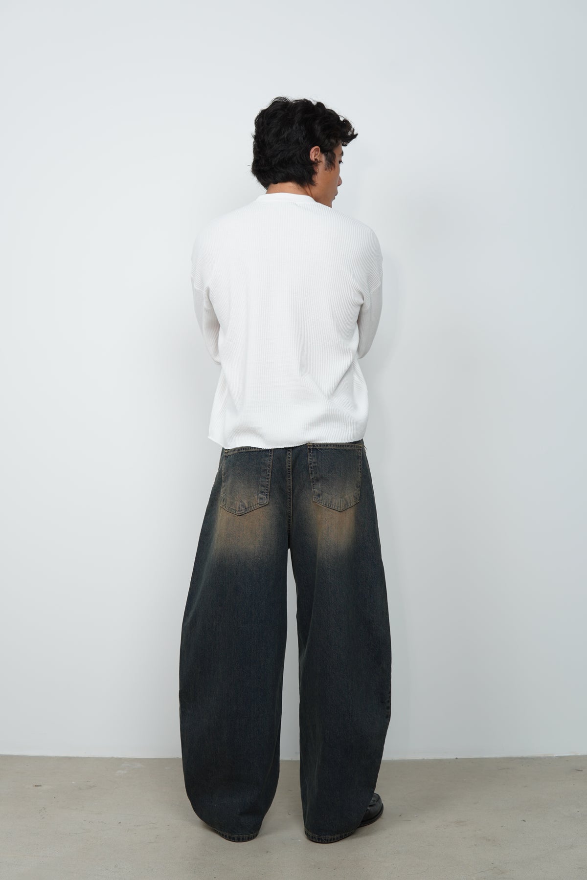 VINTAGE BRUSH DENIM