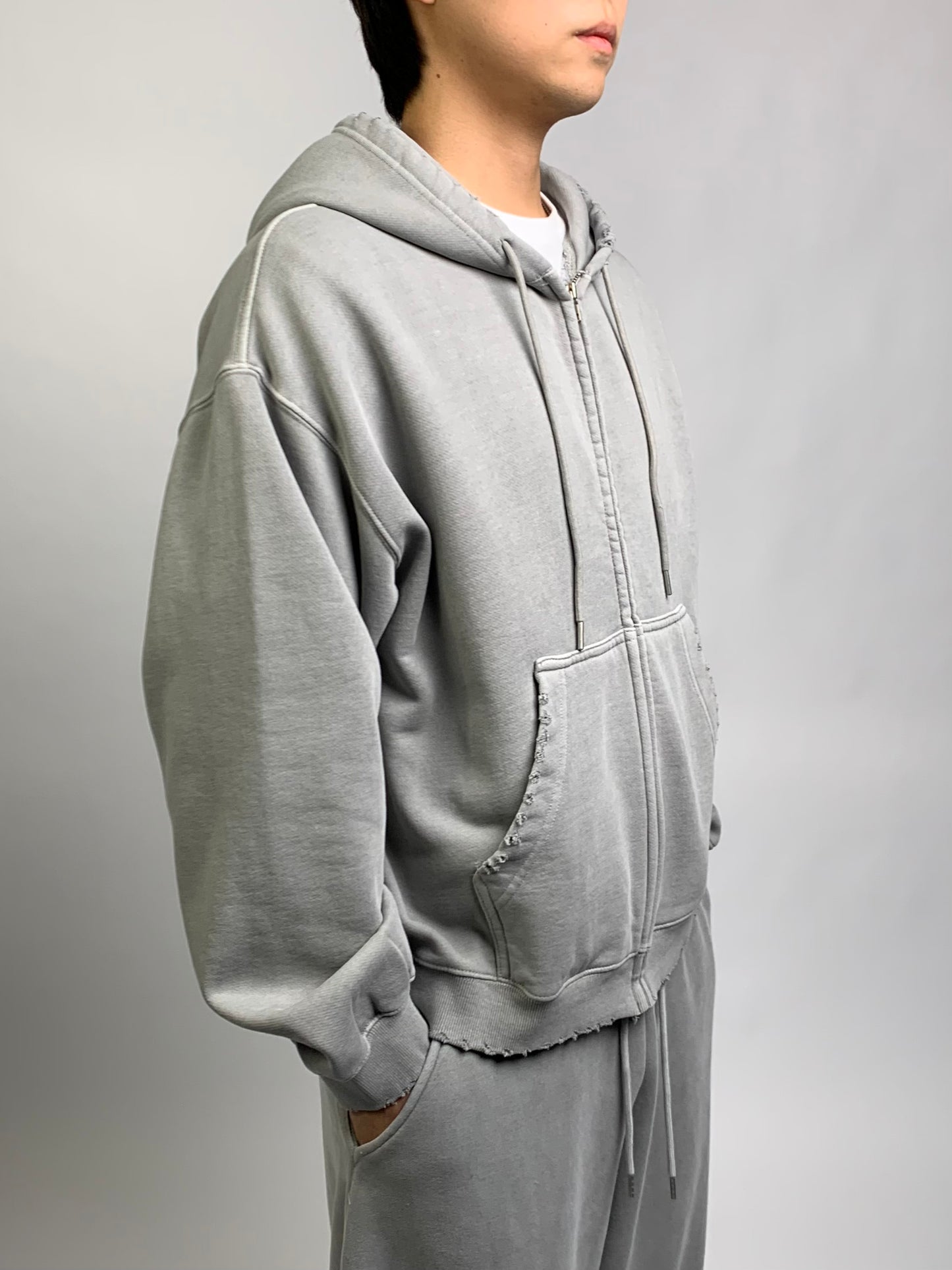 FLEECE DISTRESSED ZIP UP