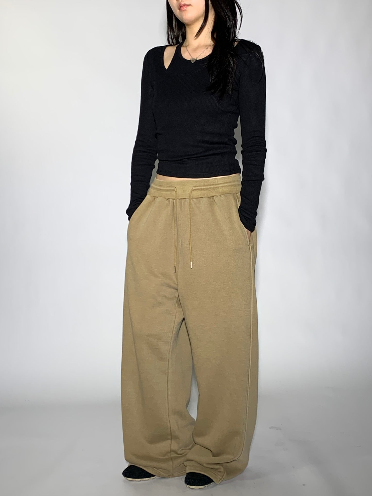 PIGMENT SIDE PANEL SWEATPANTS