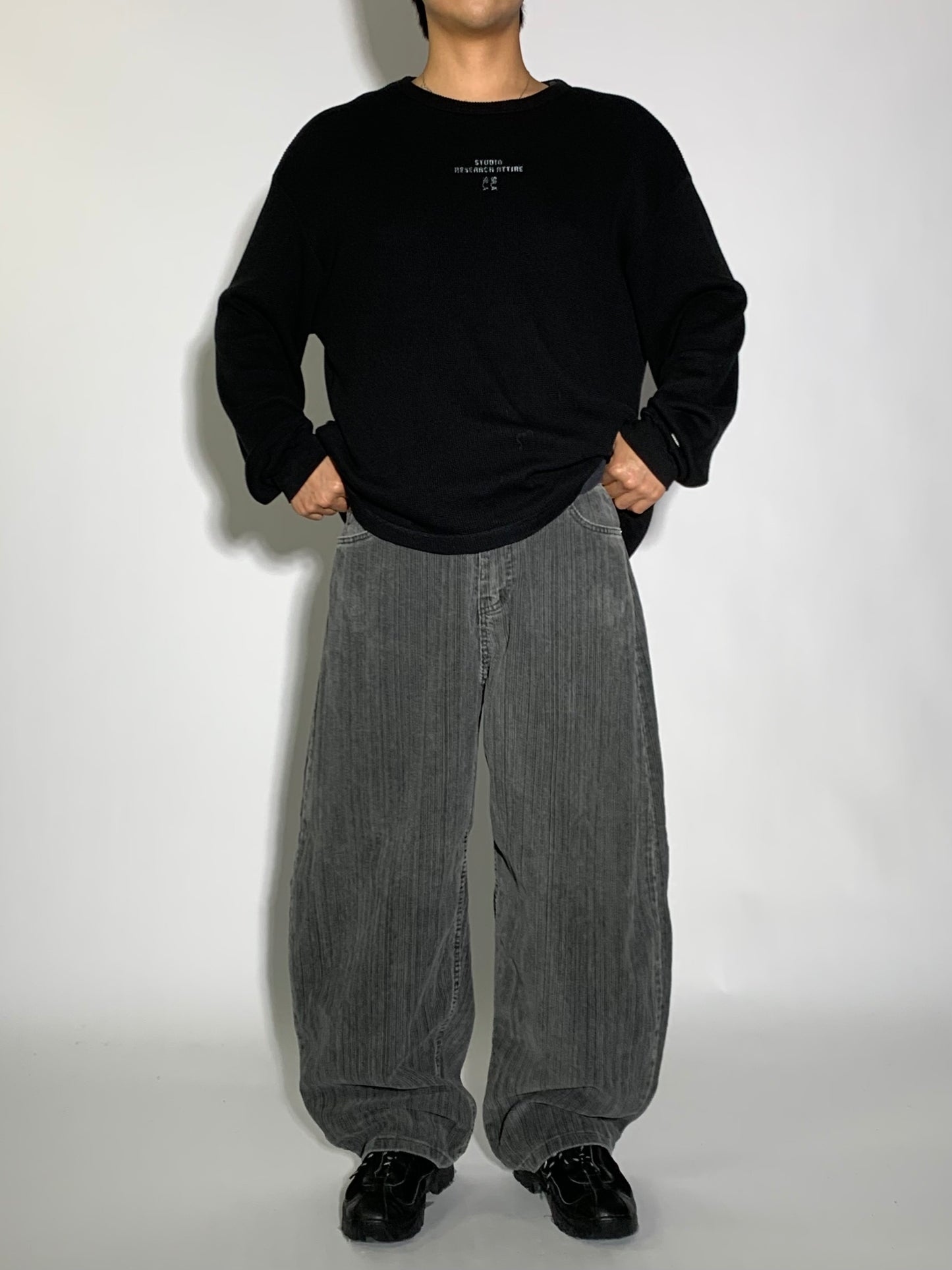 STRIPE CORDUROY PANTS