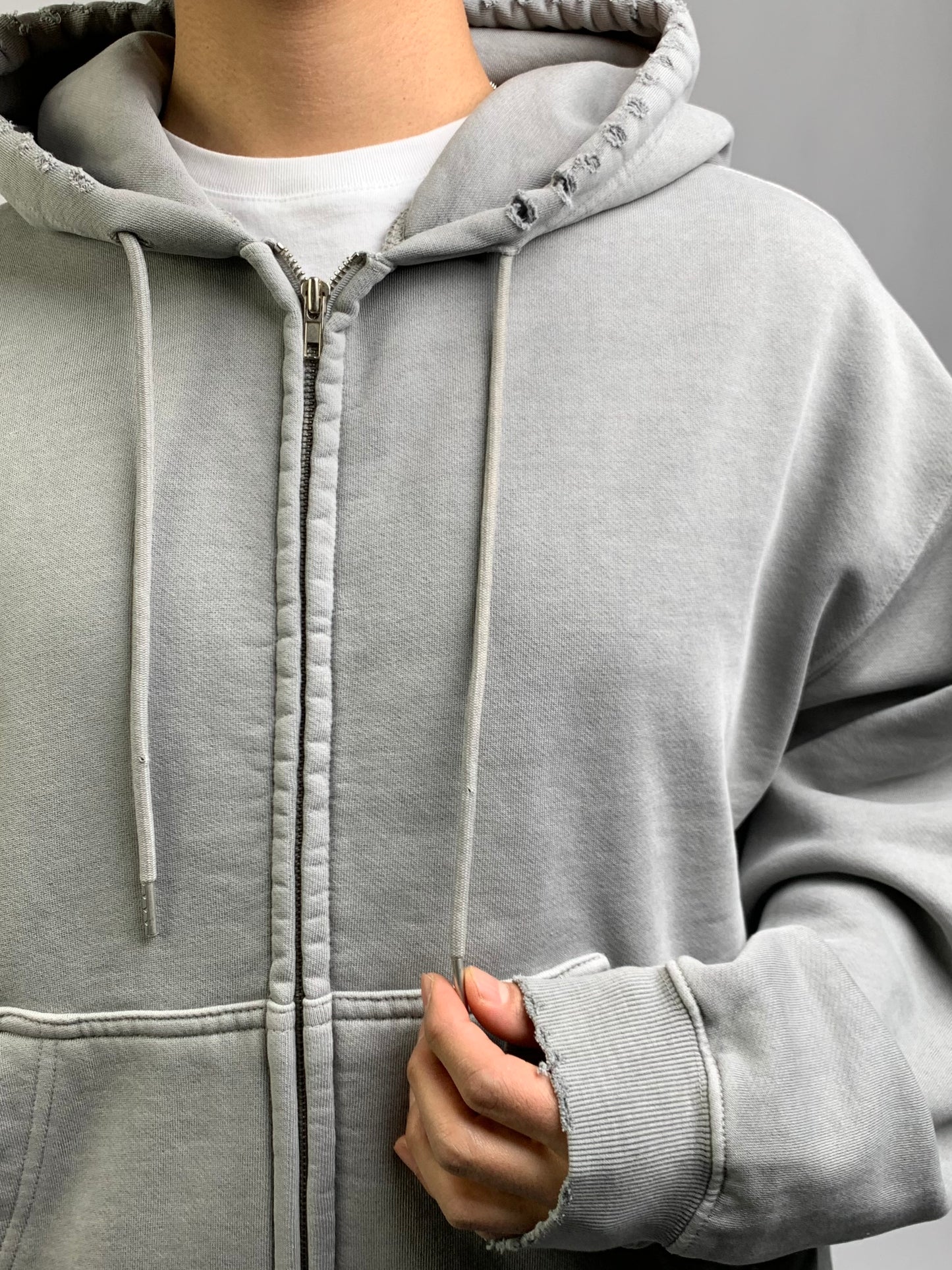 FLEECE DISTRESSED ZIP UP