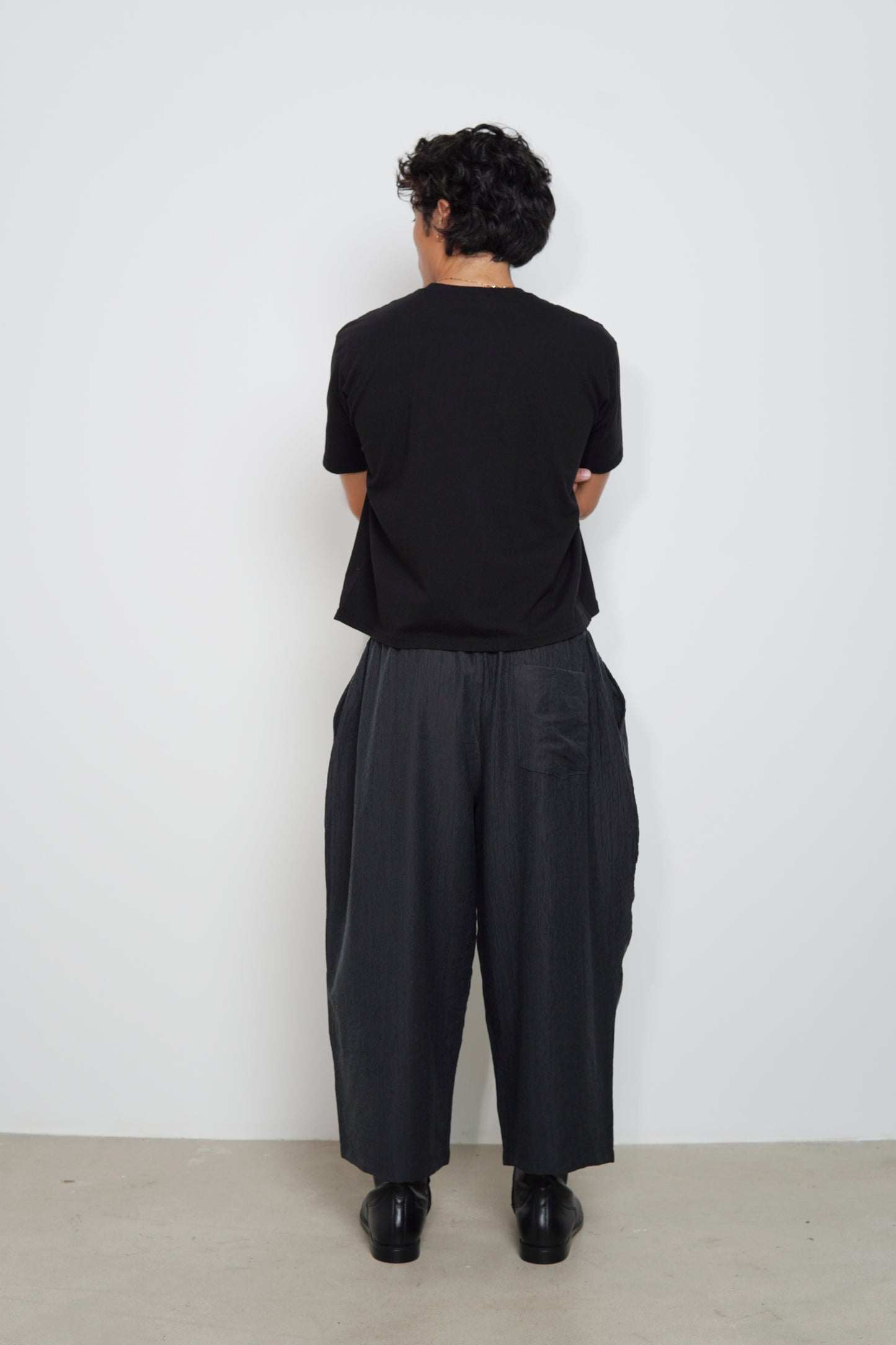 AIR PLEATED PANTS