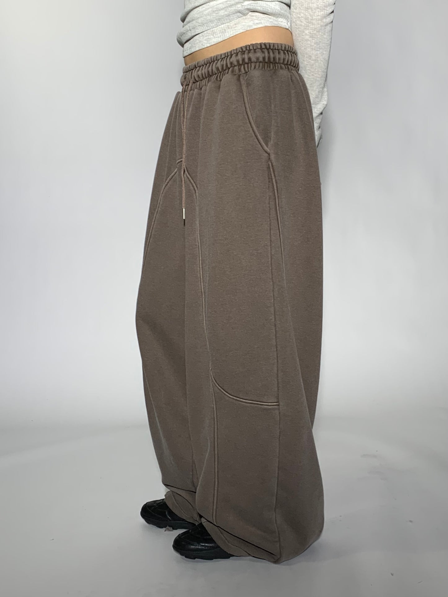 PIGMENT PANEL SWEATPANTS