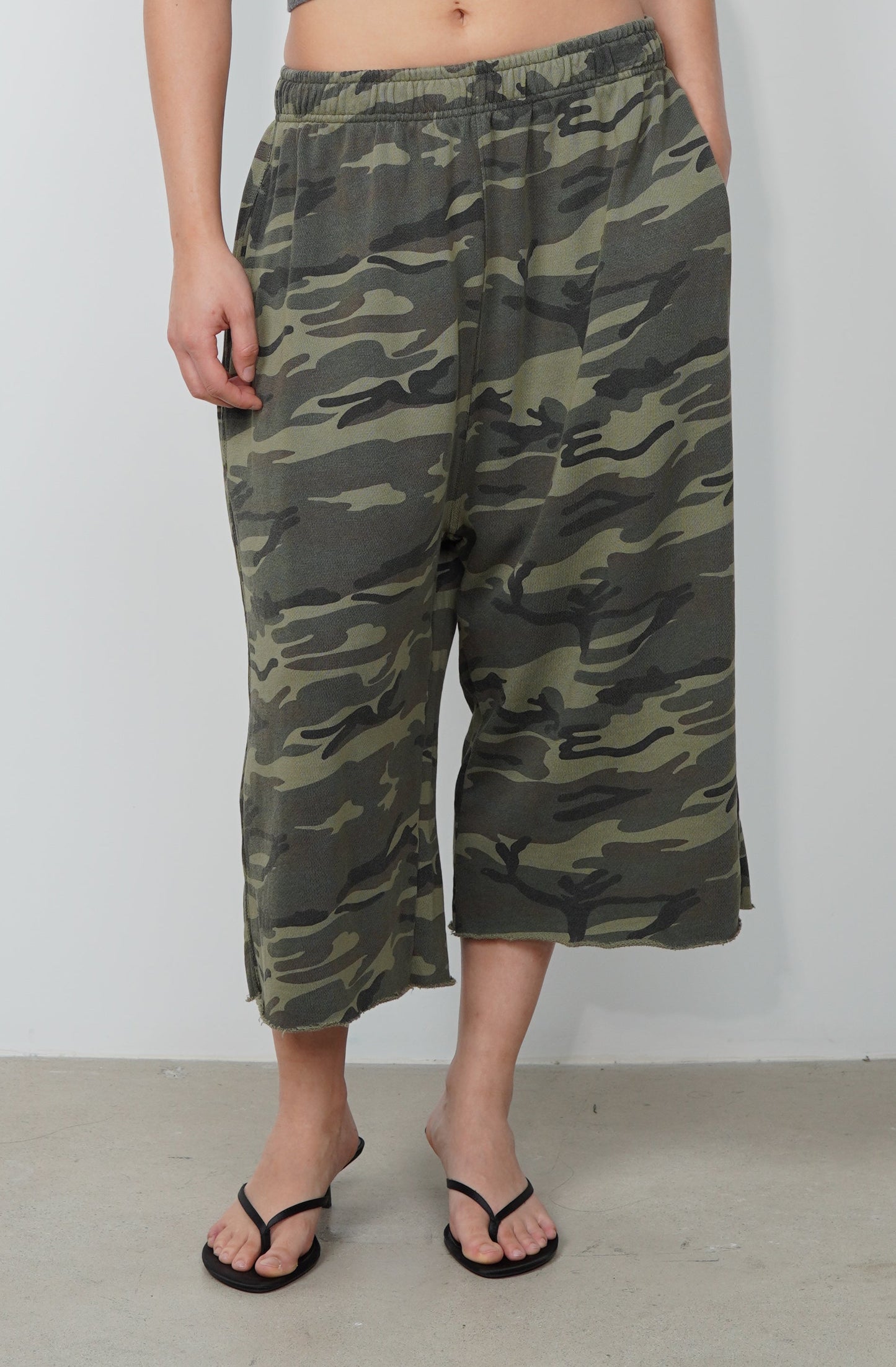 CAMO MID LENGTH BERMUDA