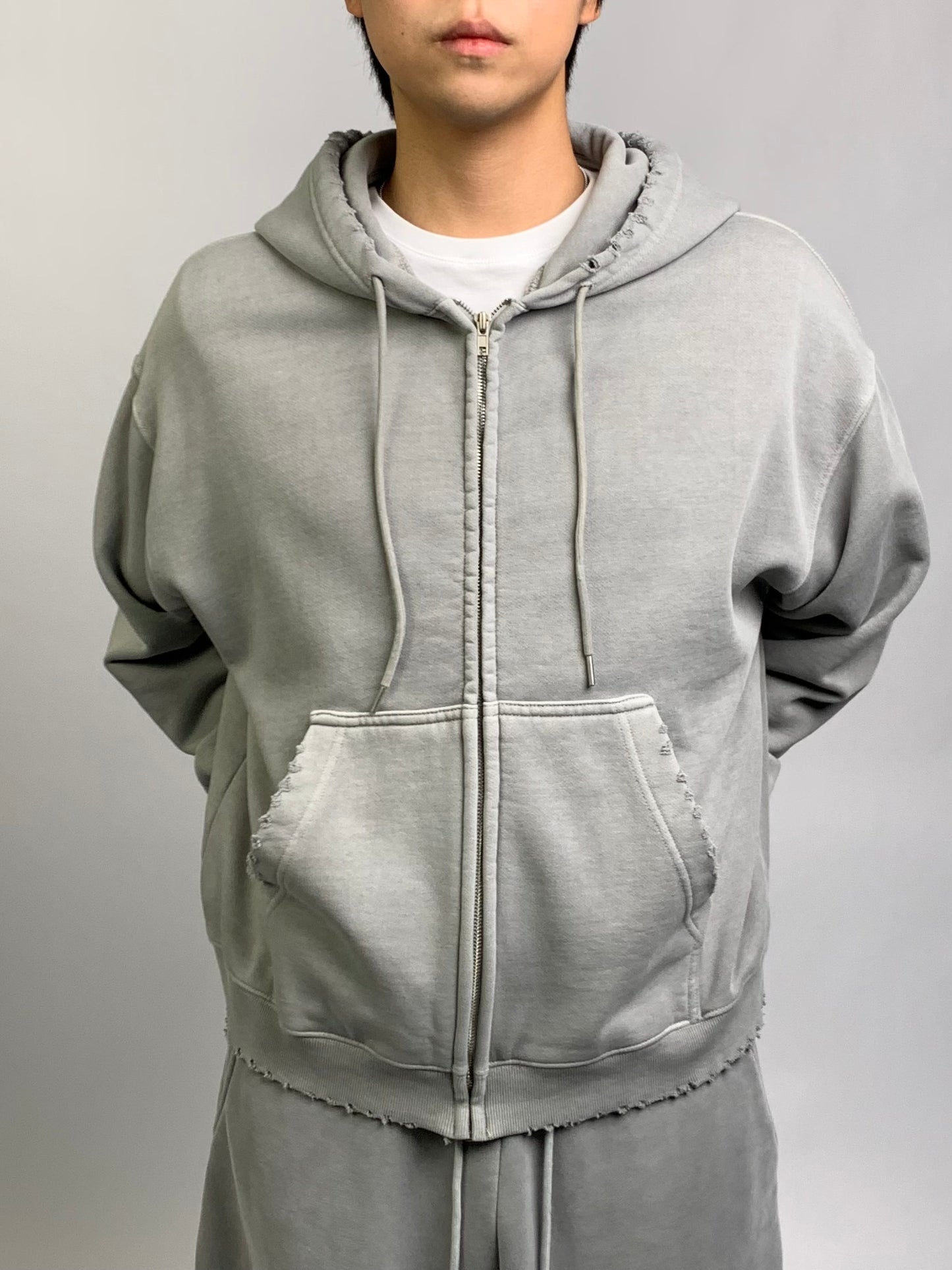 FLEECE DISTRESSED ZIP UP