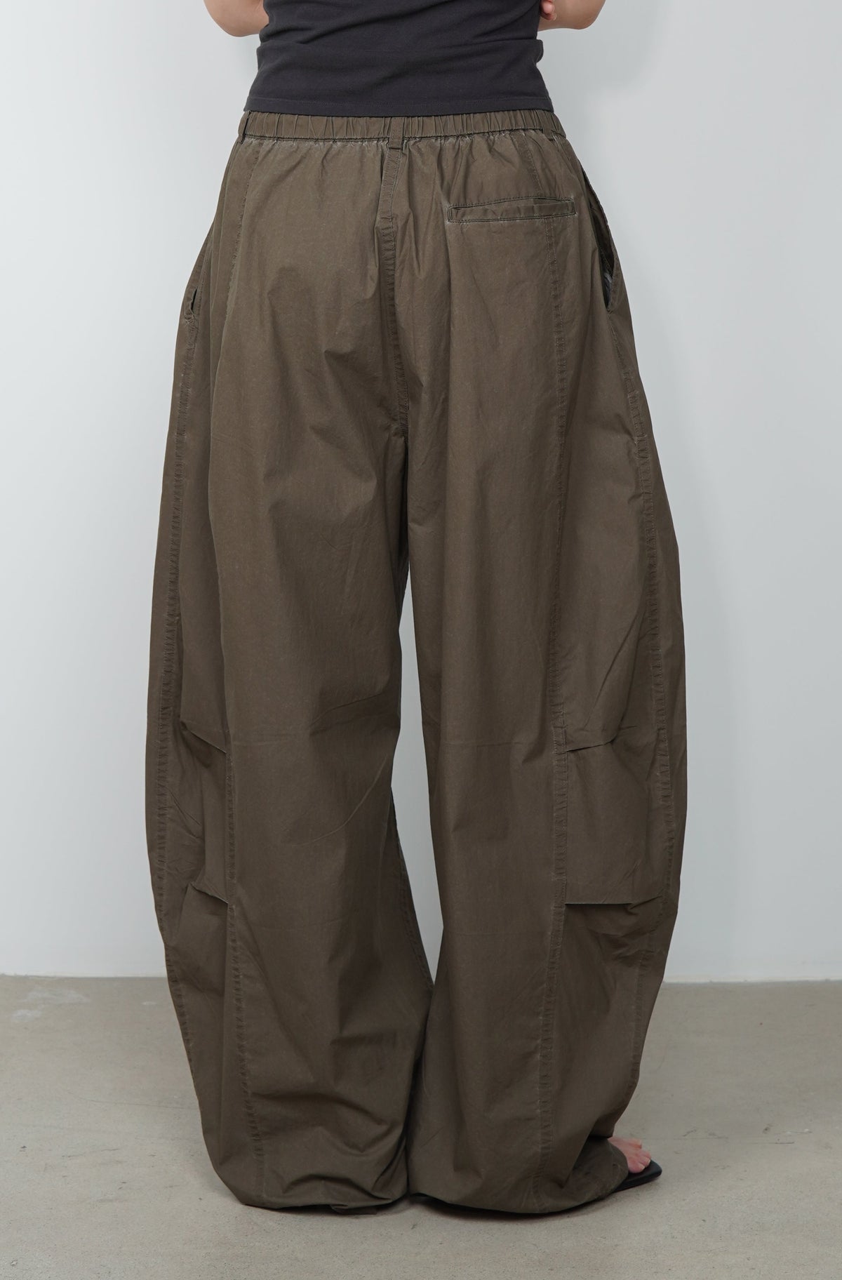DAMAGED BARREL PANTS