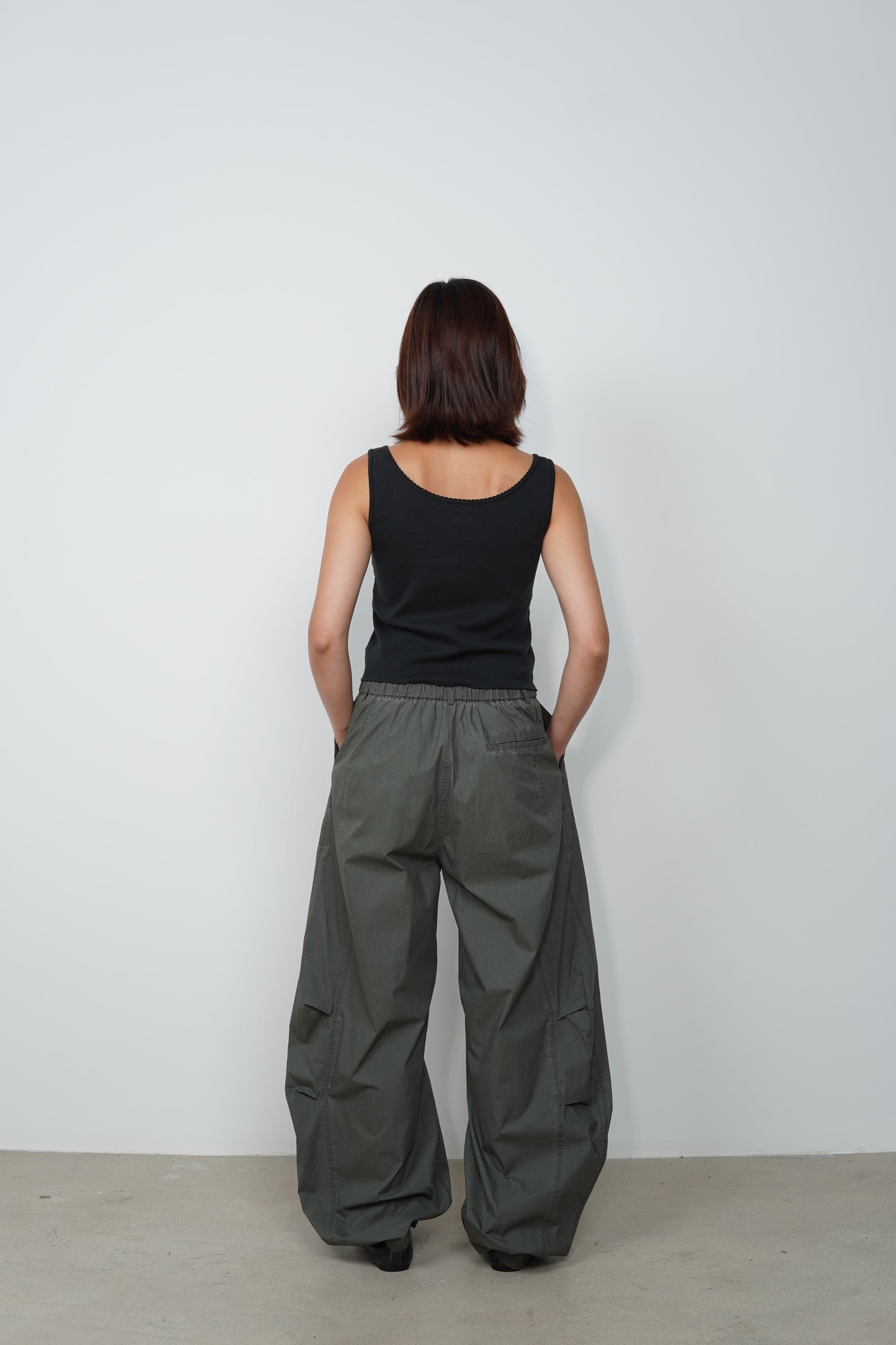 DAMAGED BARREL PANTS