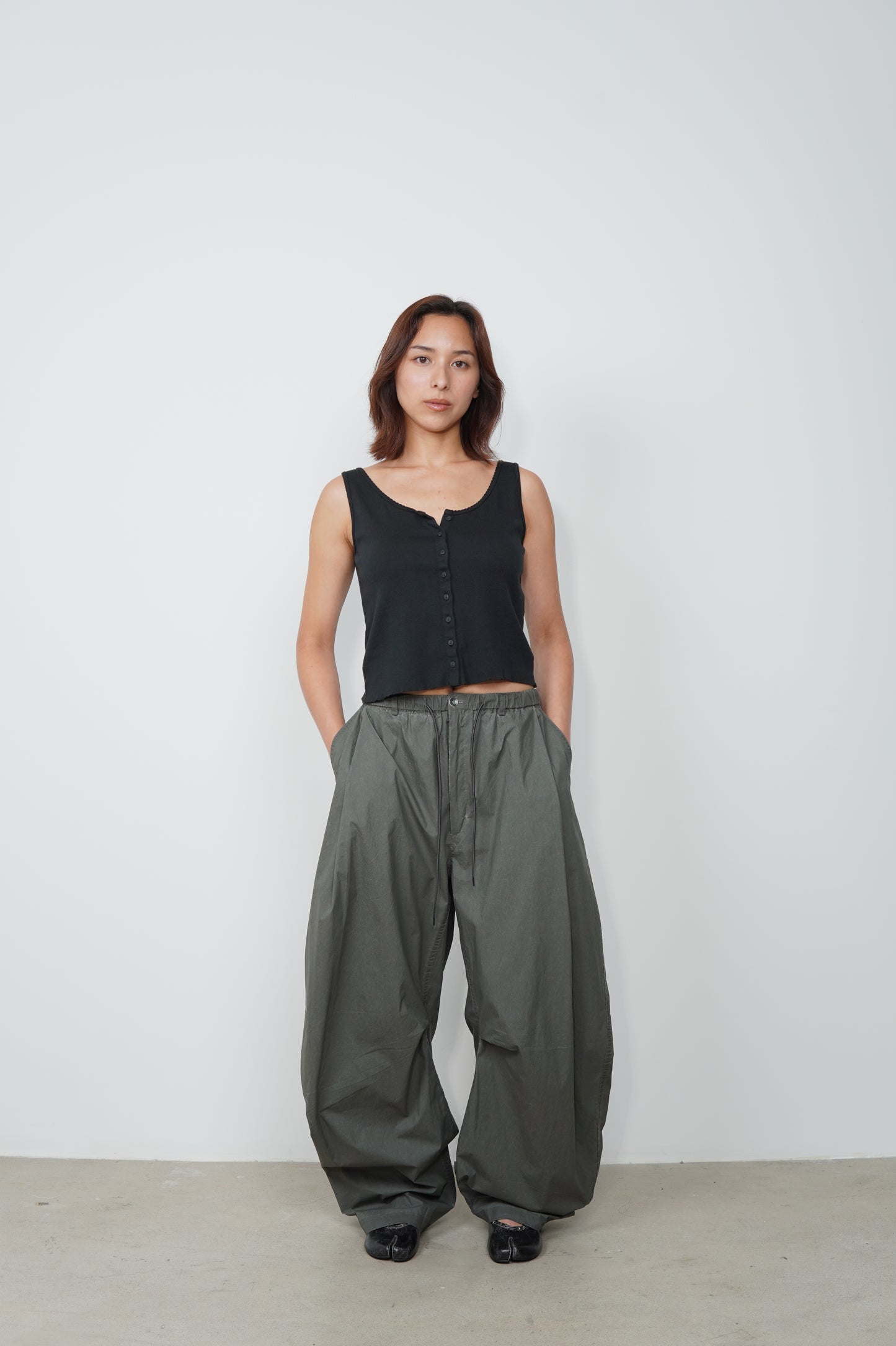 DAMAGED BARREL PANTS