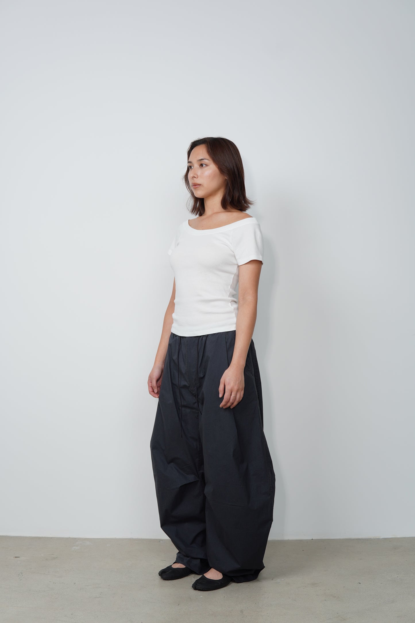 DAMAGED BARREL PANTS