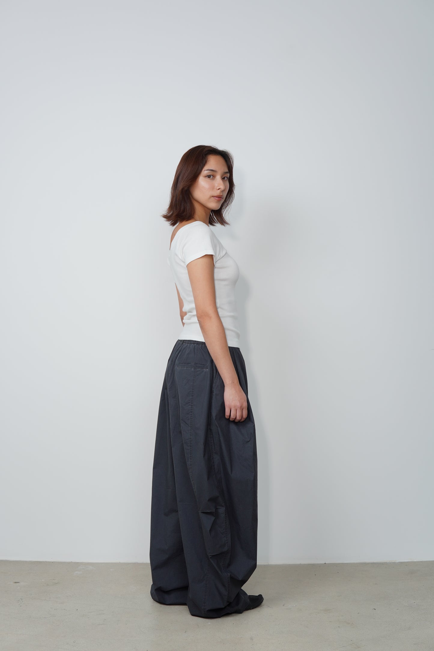 DAMAGED BARREL PANTS
