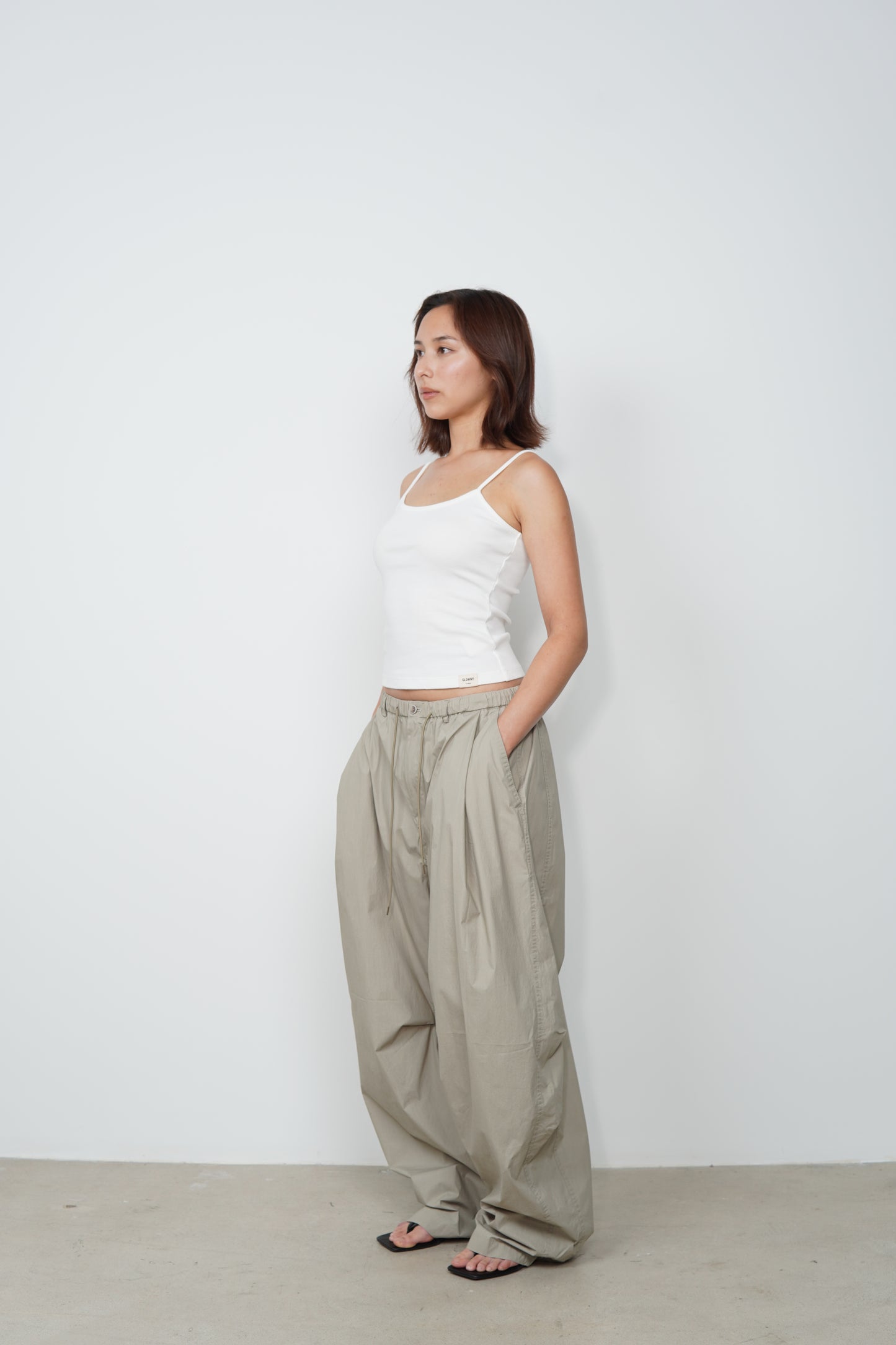 DAMAGED BARREL PANTS