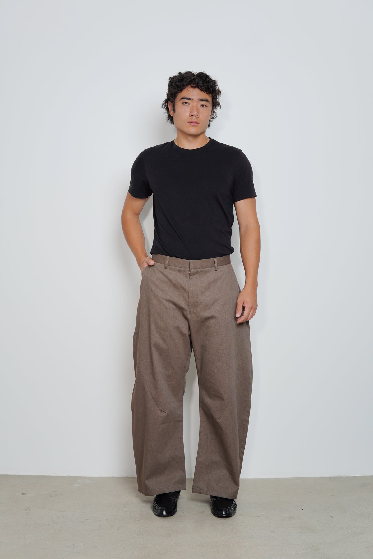 ART CURVE PANTS