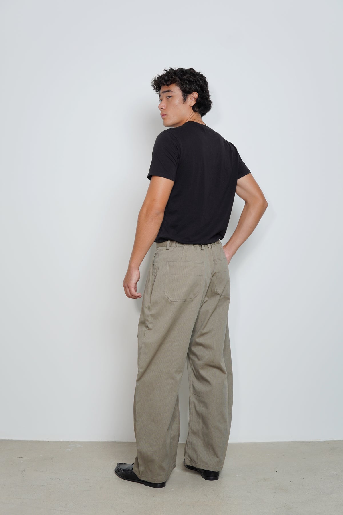 ART CURVE PANTS