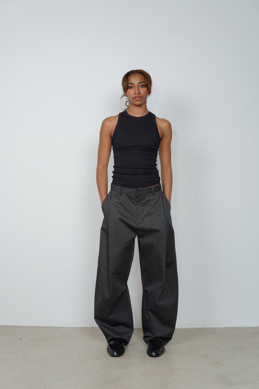 TEXTURED CURVE PANTS