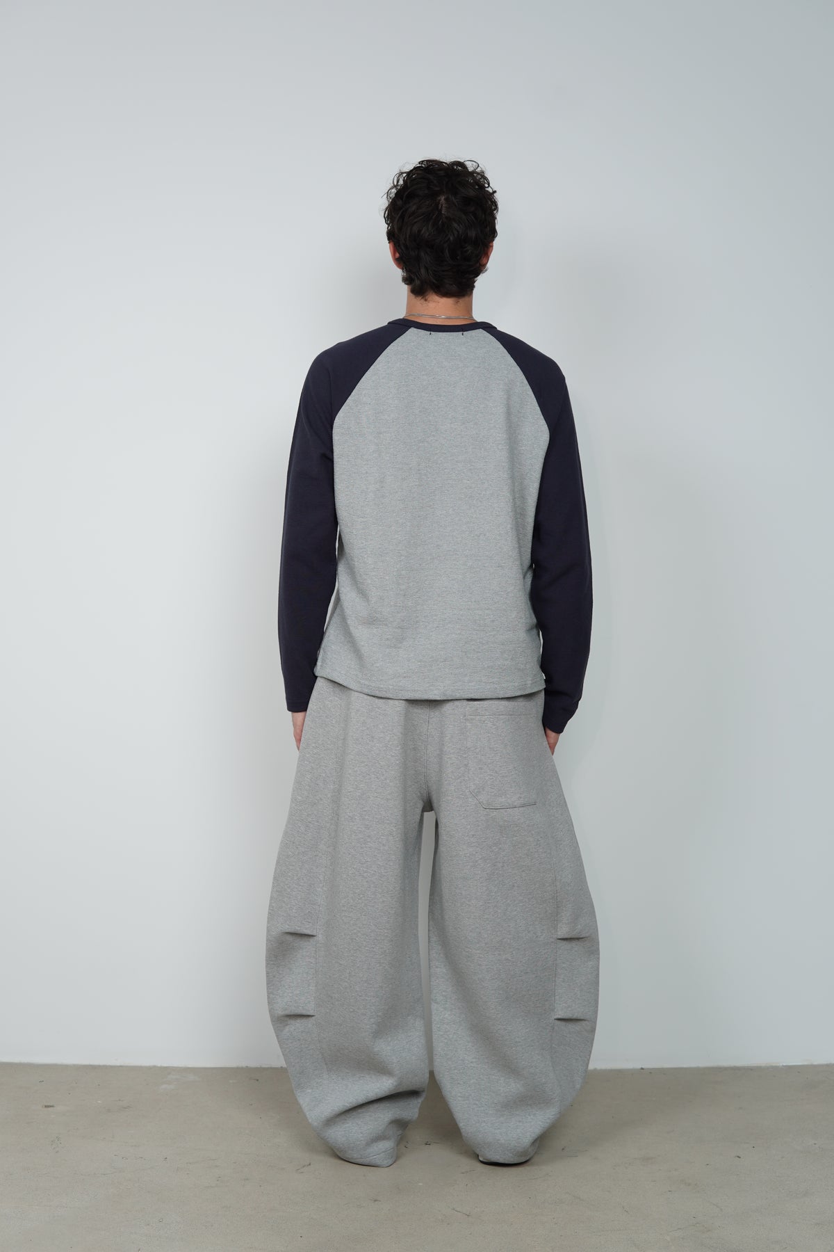 BUTTON RAGLAN LONG SLEEVE