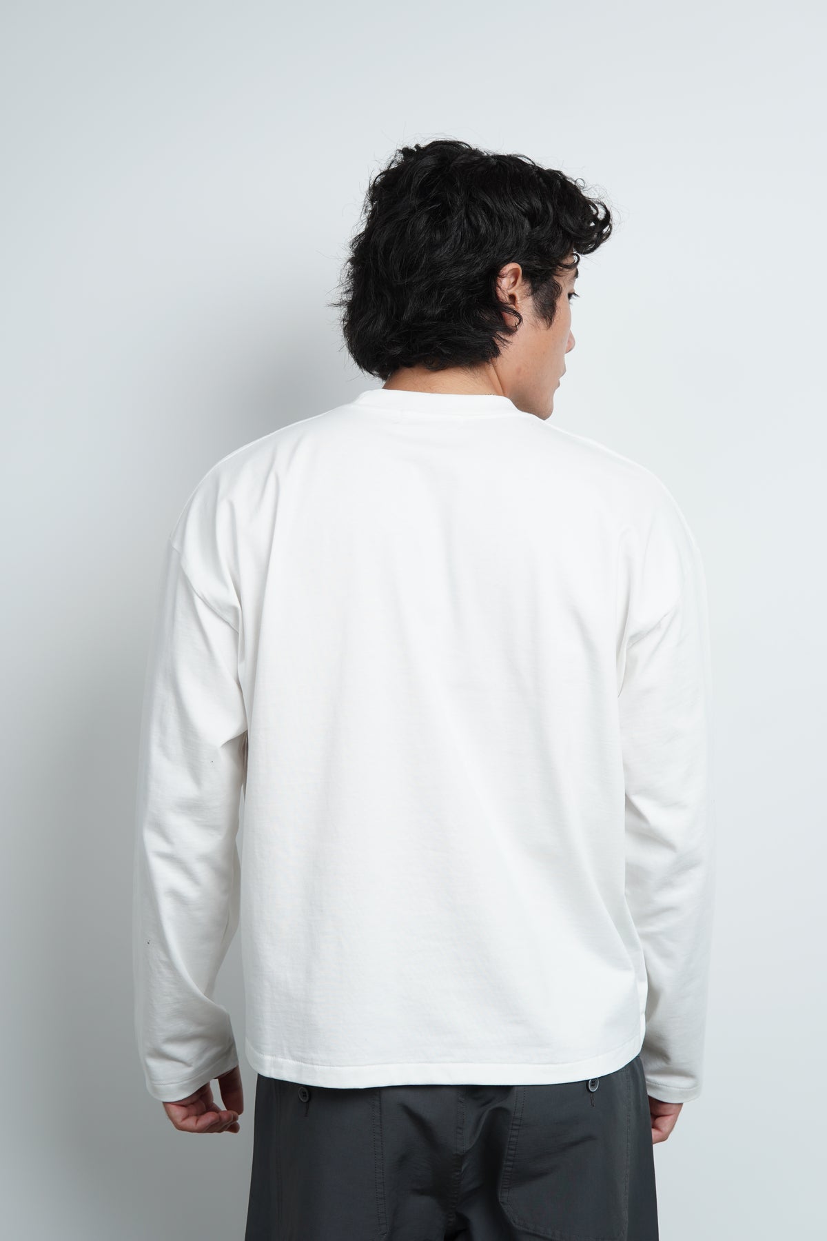 CHAIN STITCH CROP TEE