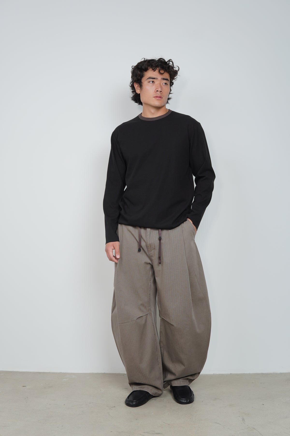 HERRINGBONE BARREL PANTS