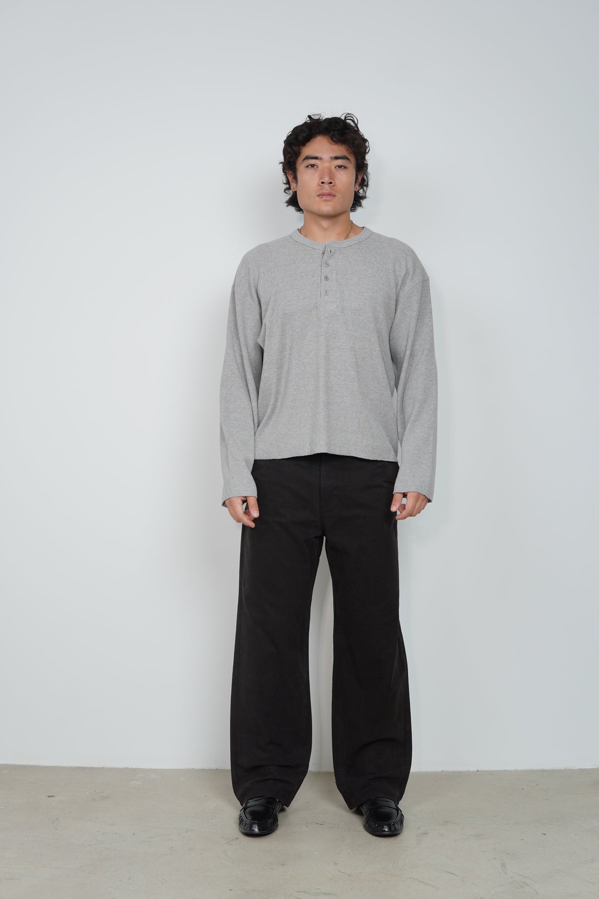 WAFFLE HENLEY TEE