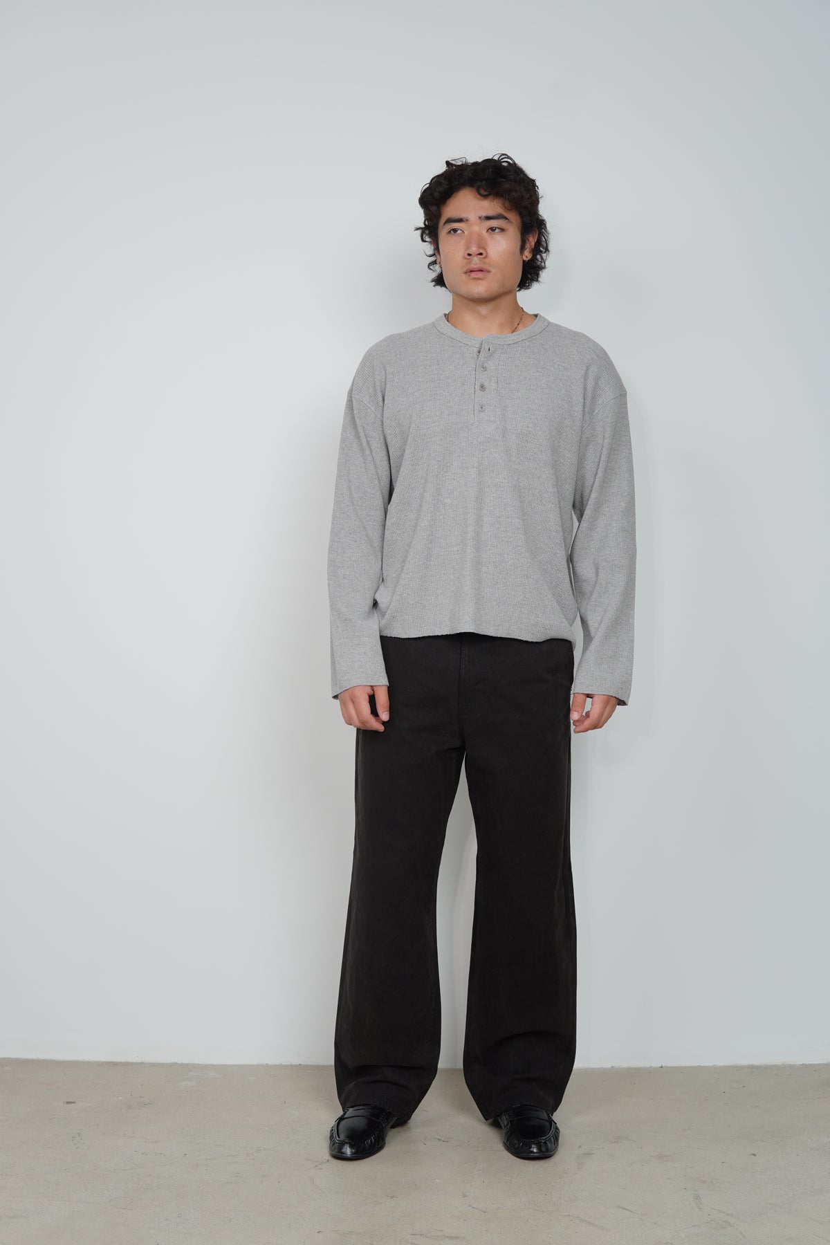 WAFFLE HENLEY TEE