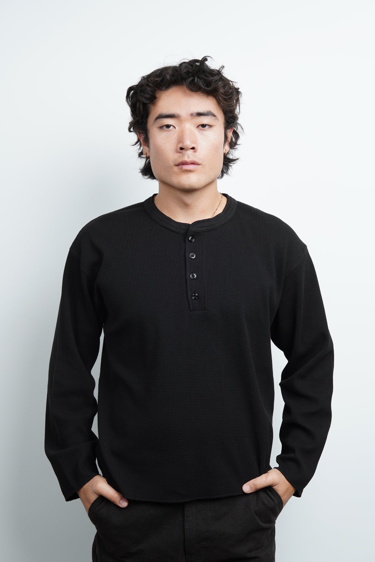 WAFFLE HENLEY TEE