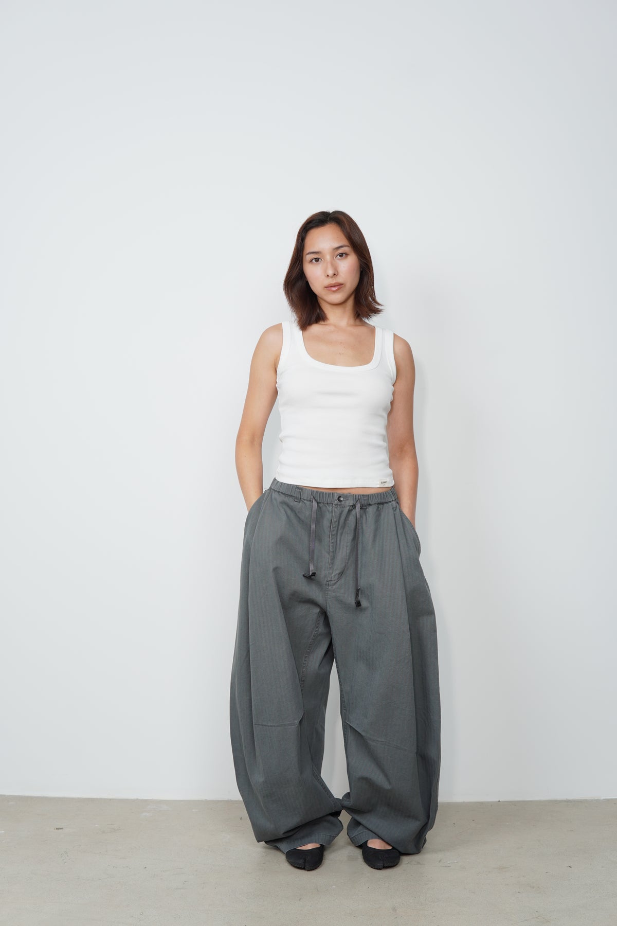 HERRINGBONE BARREL PANTS