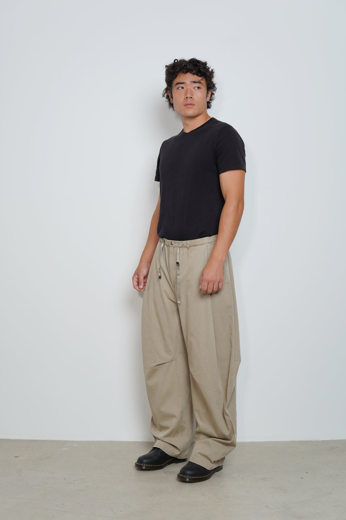 HERRINGBONE BARREL PANTS