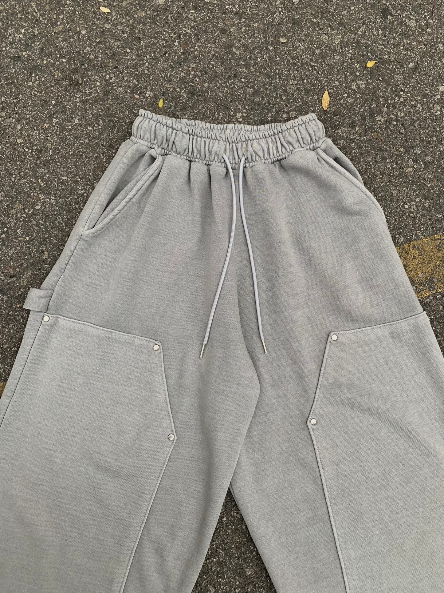 CARPENTER SWEATPANTS