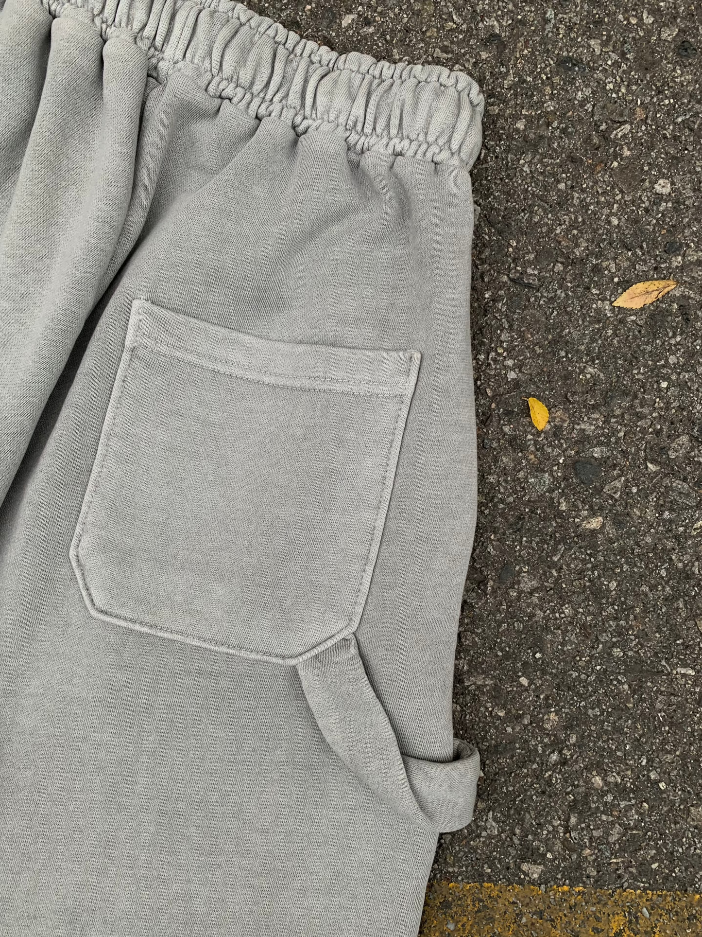 CARPENTER SWEATPANTS