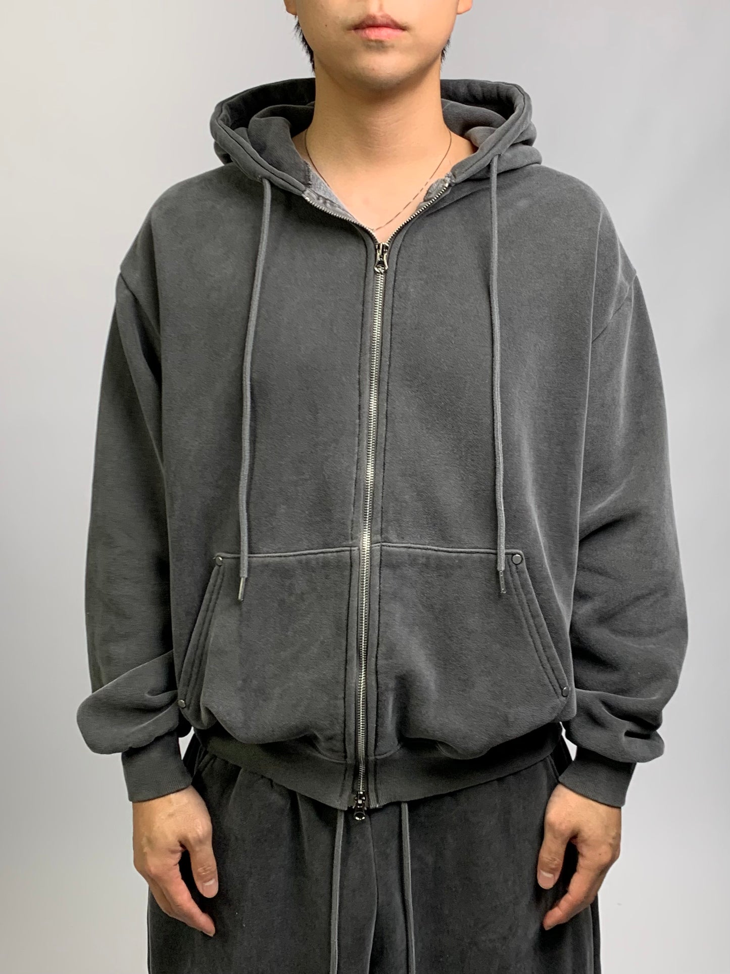 FLEECE RIVET ZIP UP